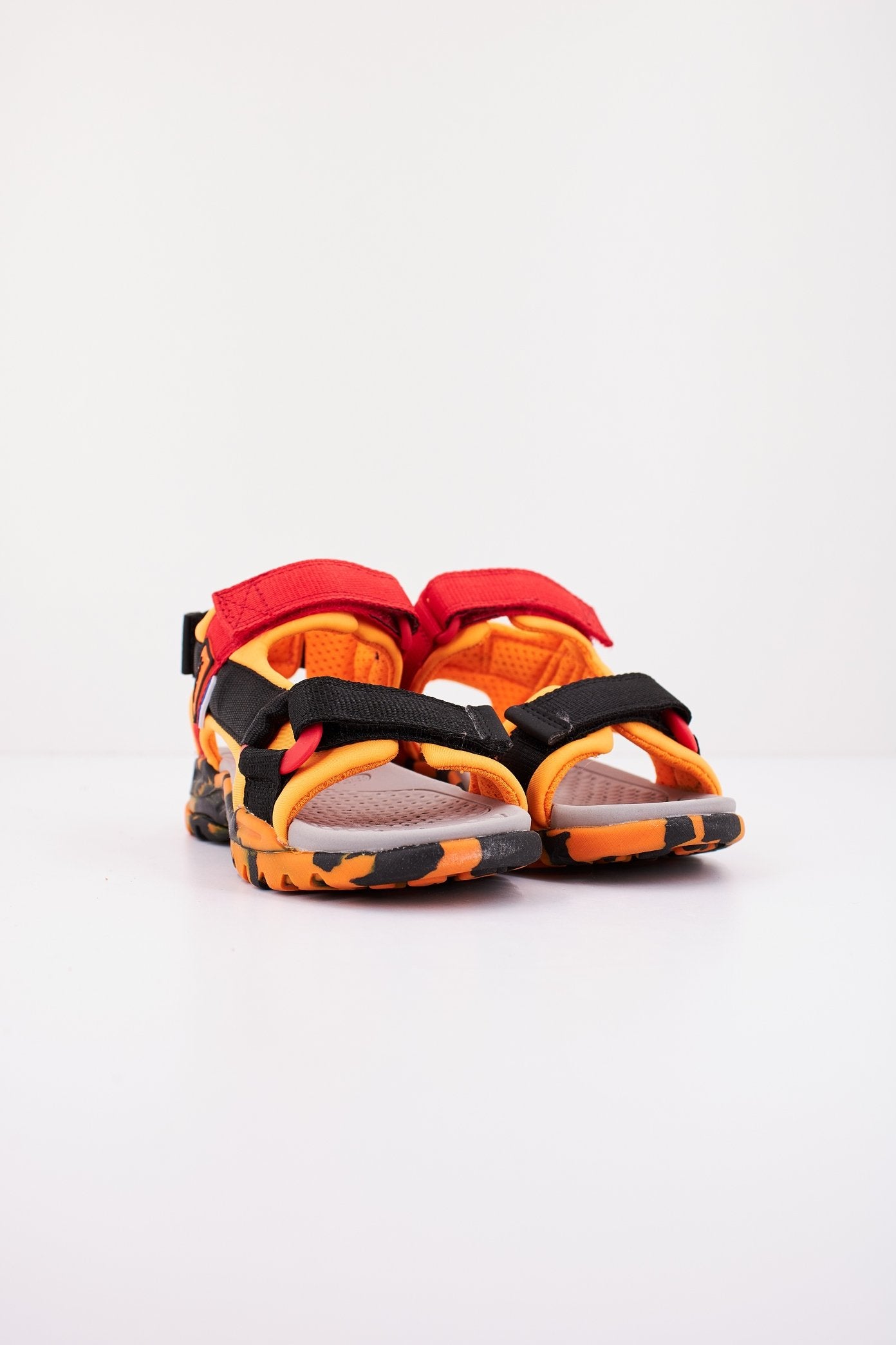 GEOX  J BOREALIS BOY A en color NARANJA  (2)