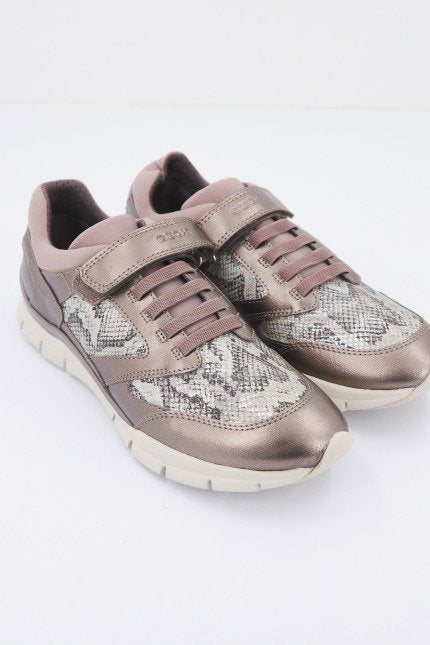 GEOX J SUKIE GIRL en color BRONCE  (1)