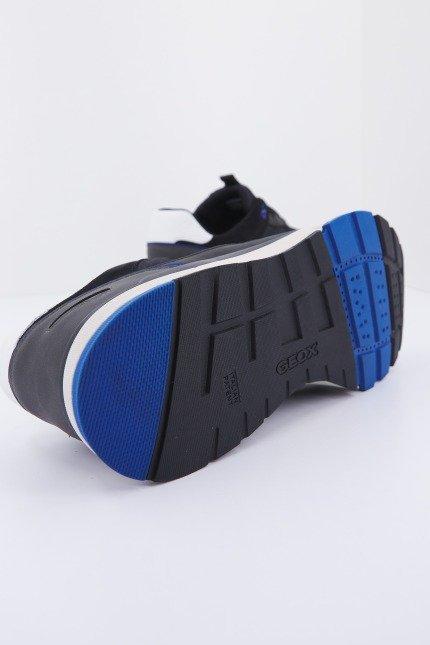 GEOX U DOLOMIA B ABX en color NEGRO  (4)