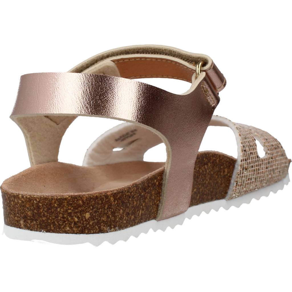 GEOX J ADRIEL GIRL C en color NUDE  (3)