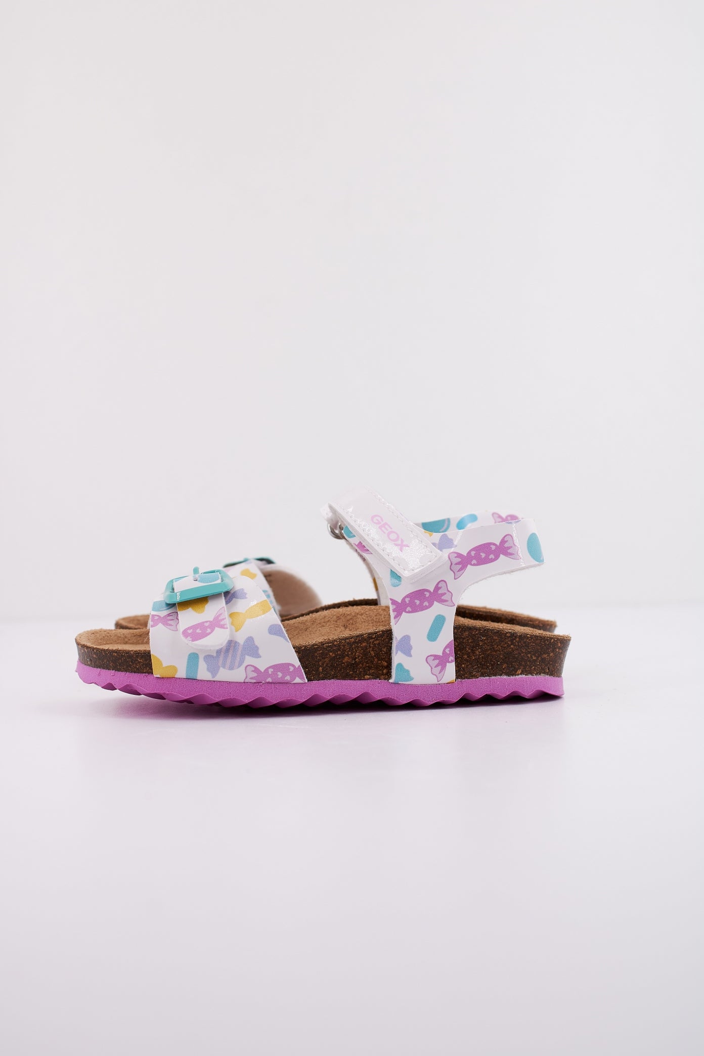 GEOX B SANDAL CHALKI GIRL en color BLANCO  (1)