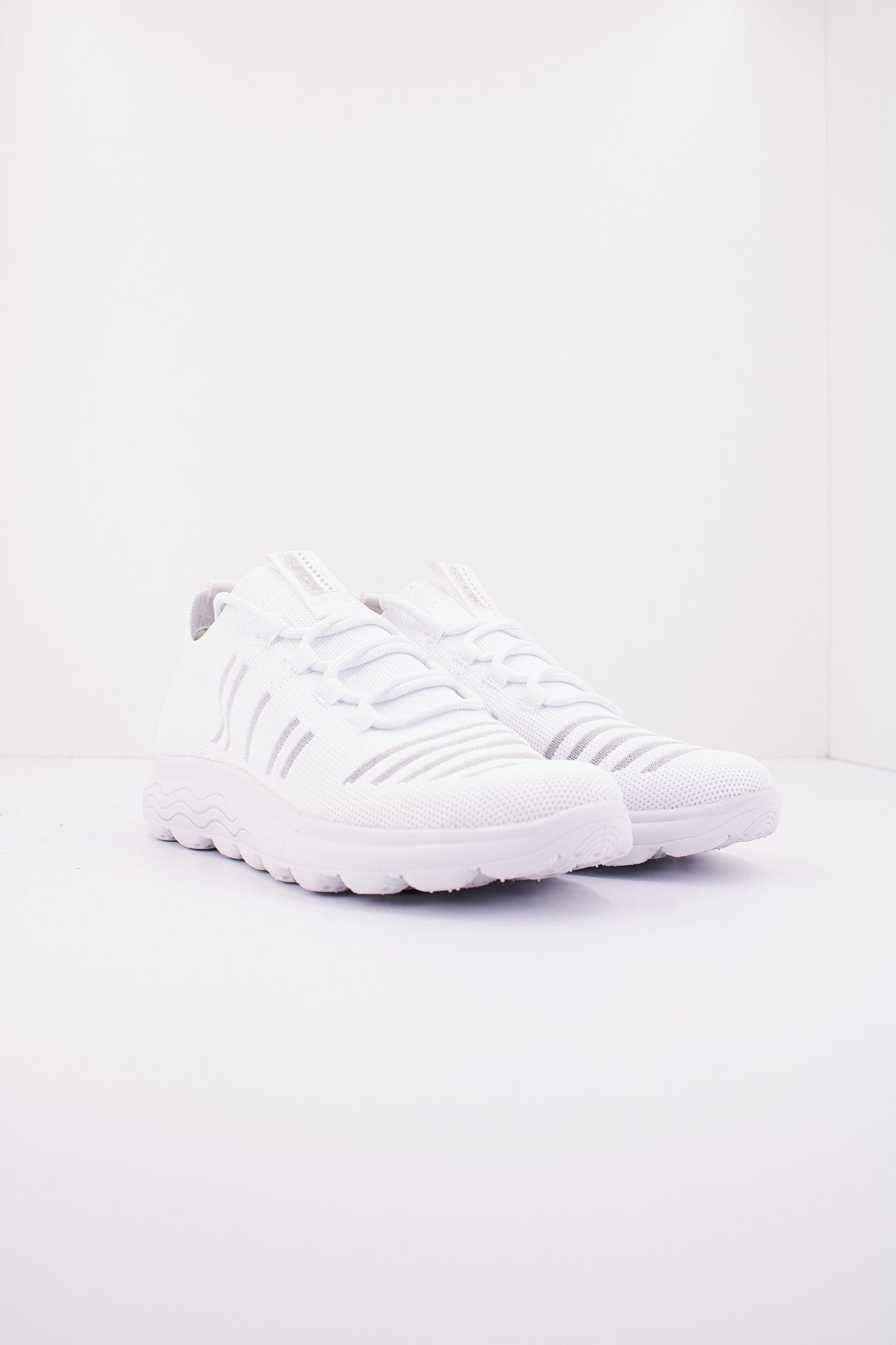 GEOX D SPHERICA C en color BLANCO  (2)