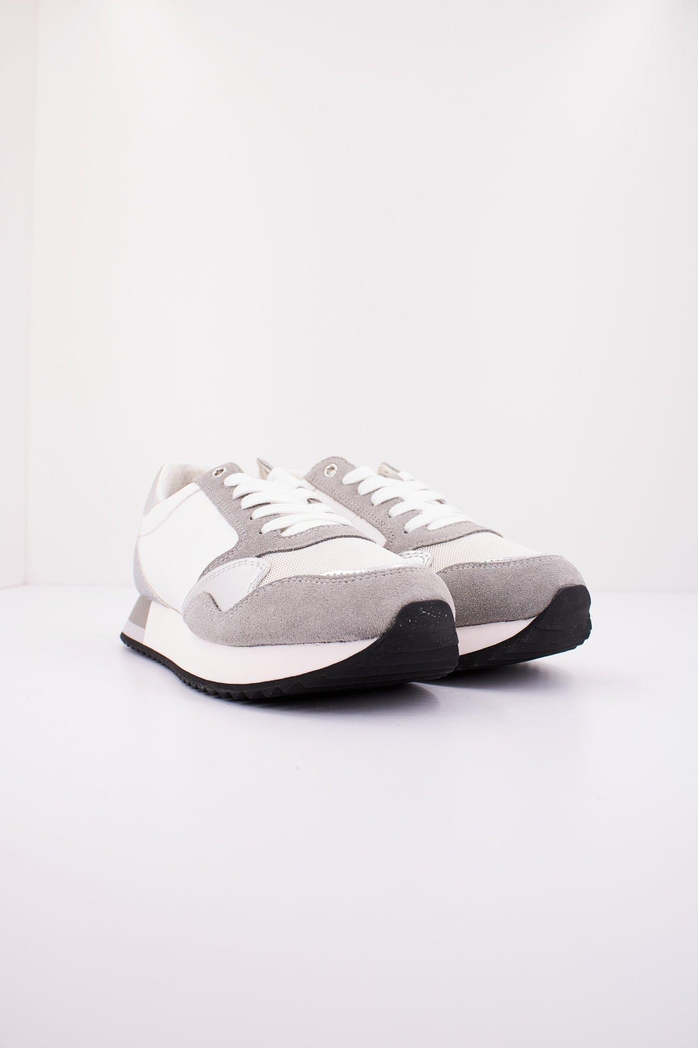 GEOX  D DORALEA B en color BLANCO  (2)