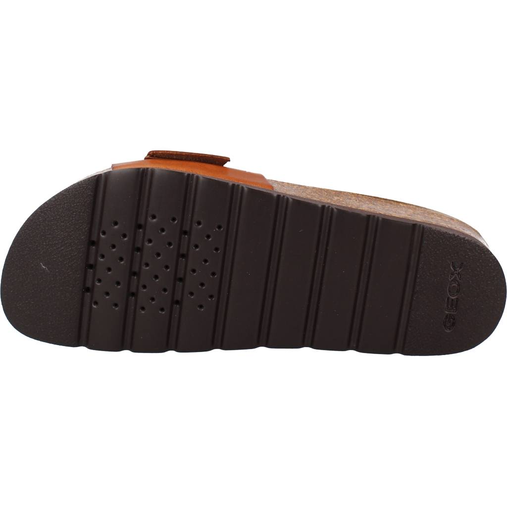 GEOX  D BRIONIA HIGH G en color MARRON  (6)