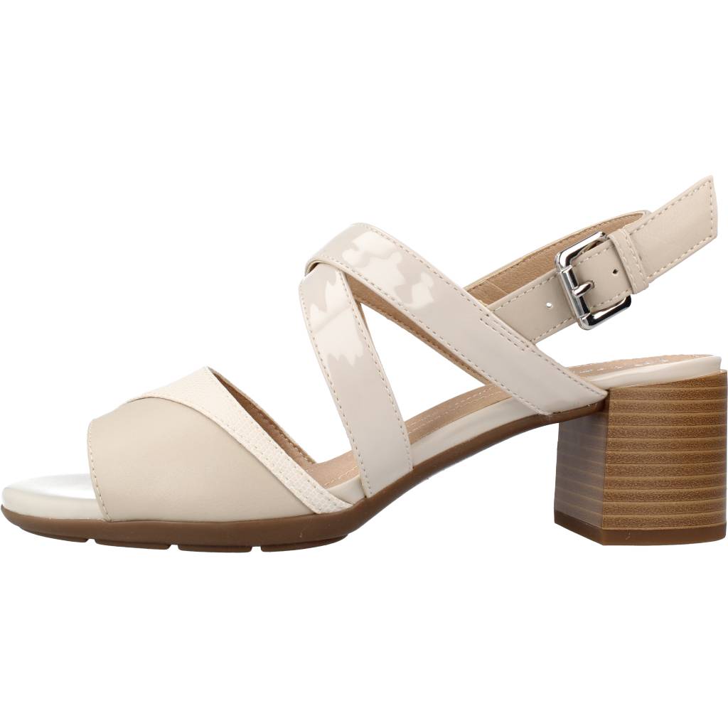 GEOX  D MARYKARMEN MID SAN en color BEIS  (2)