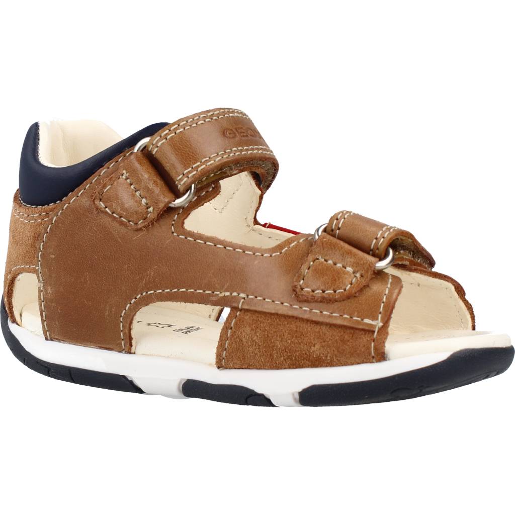 GEOX B SANDAL TAPUZ BOY A en color MARRON CLARO  (5)