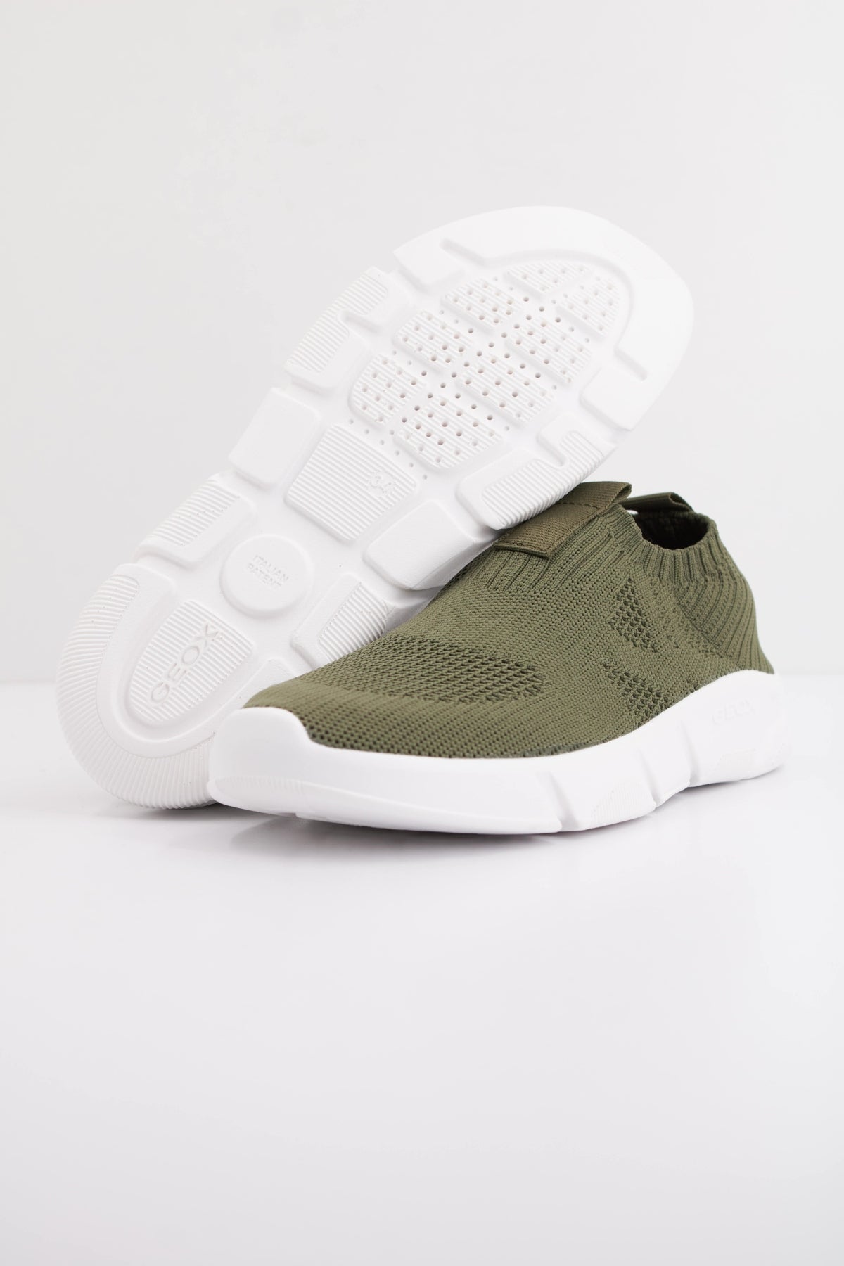 GEOX J ARIL BOY A en color VERDE  (5)