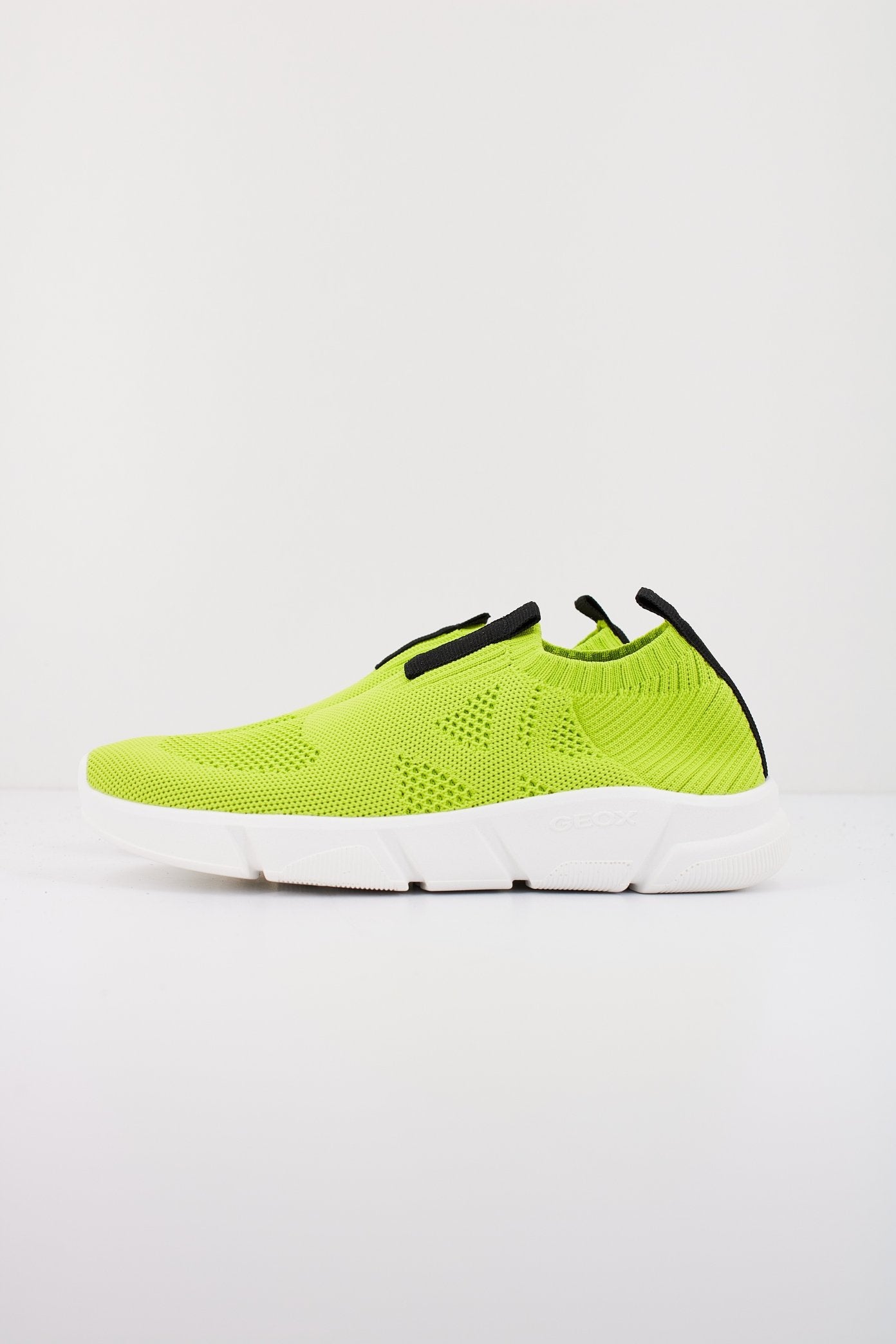 GEOX J ARIL BOY en color AMARILLO  (1)