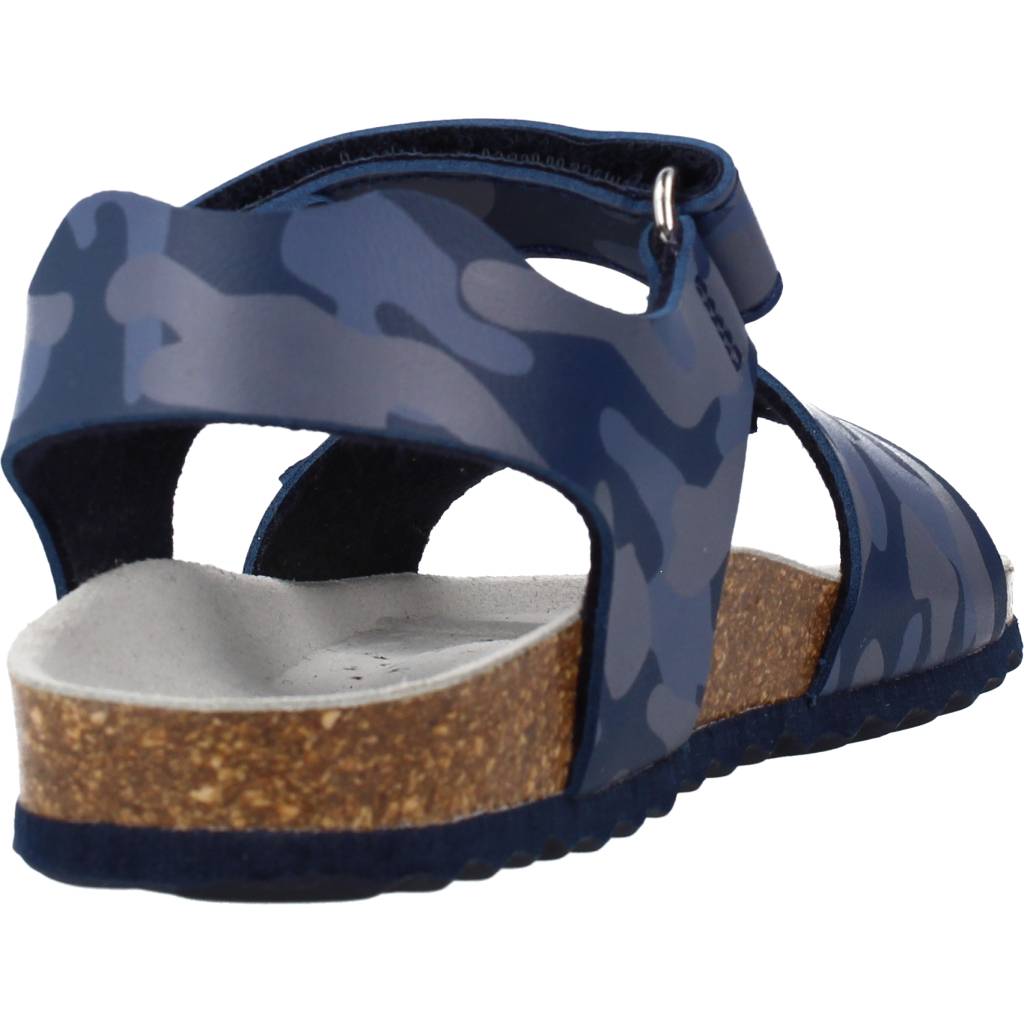 GEOX B SANDAL CHALKI BOY en color AZUL  (3)