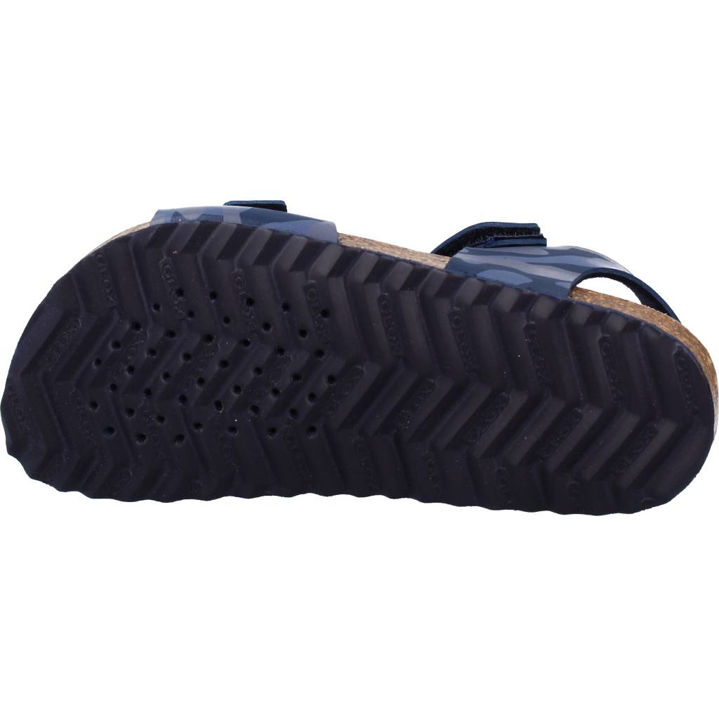 GEOX B SANDAL CHALKI BOY en color AZUL  (6)