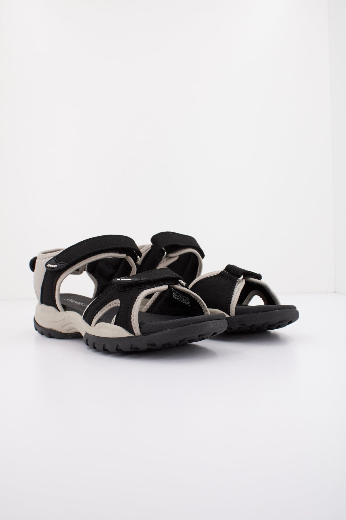 GEOX D BOREALIS en color NEGRO  (2)