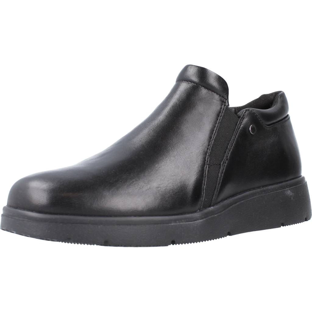 GEOX D ARLARA F en color NEGRO  (1)