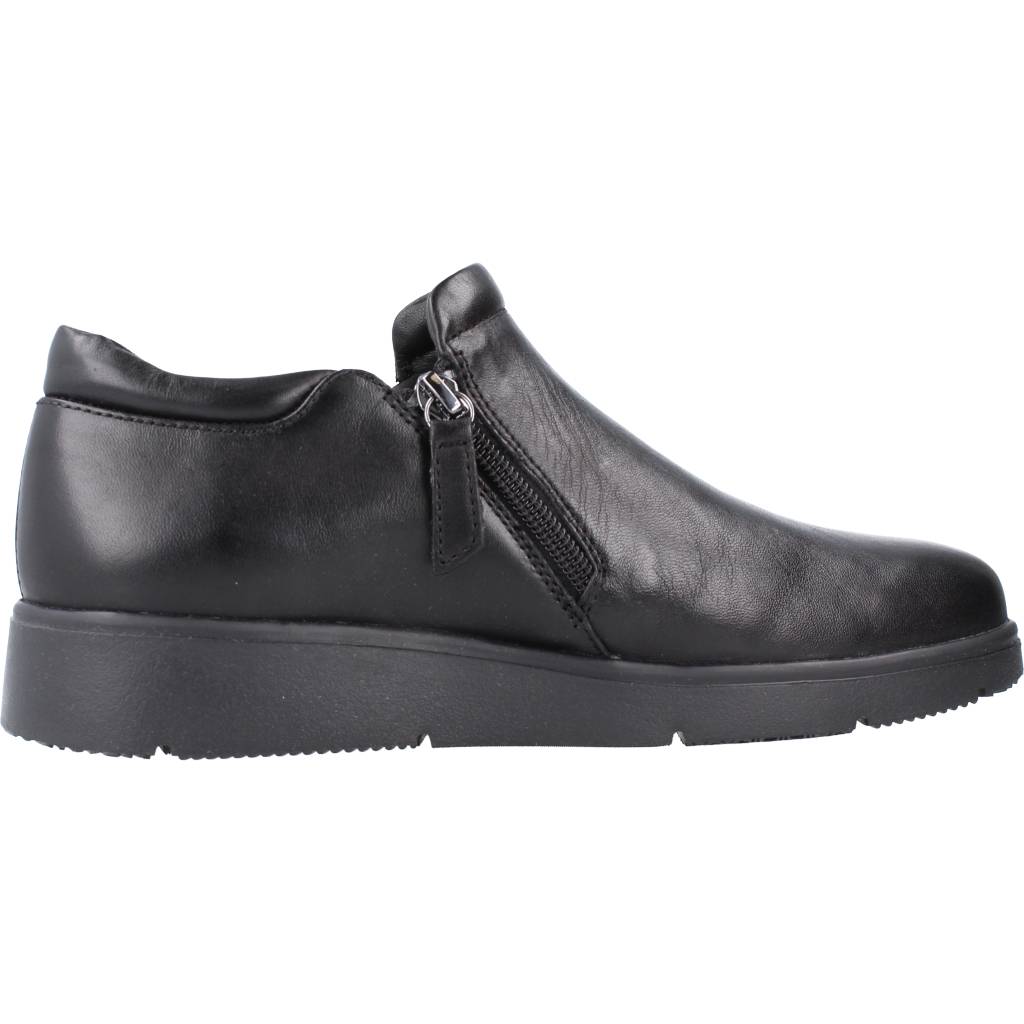 GEOX D ARLARA F en color NEGRO  (4)