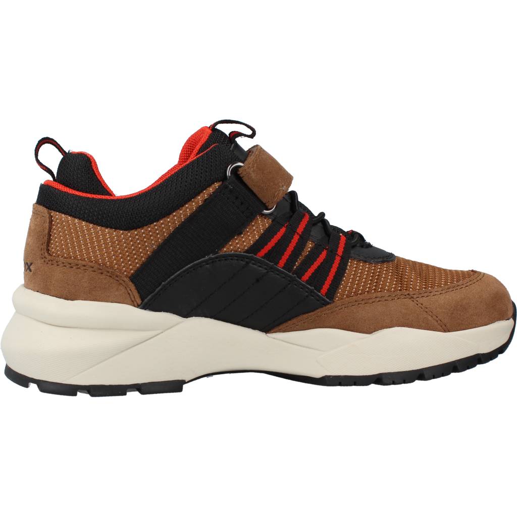 GEOX J HEEVOK BOY B ABX A en color MARRON  (4)