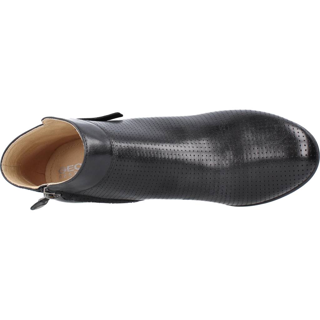 GEOX D NEW LUCINDA D en color NEGRO  (7)