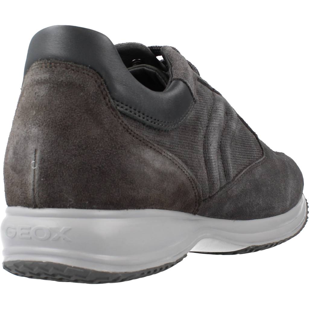 GEOX U HAPPY ART. H en color MARRON  (3)