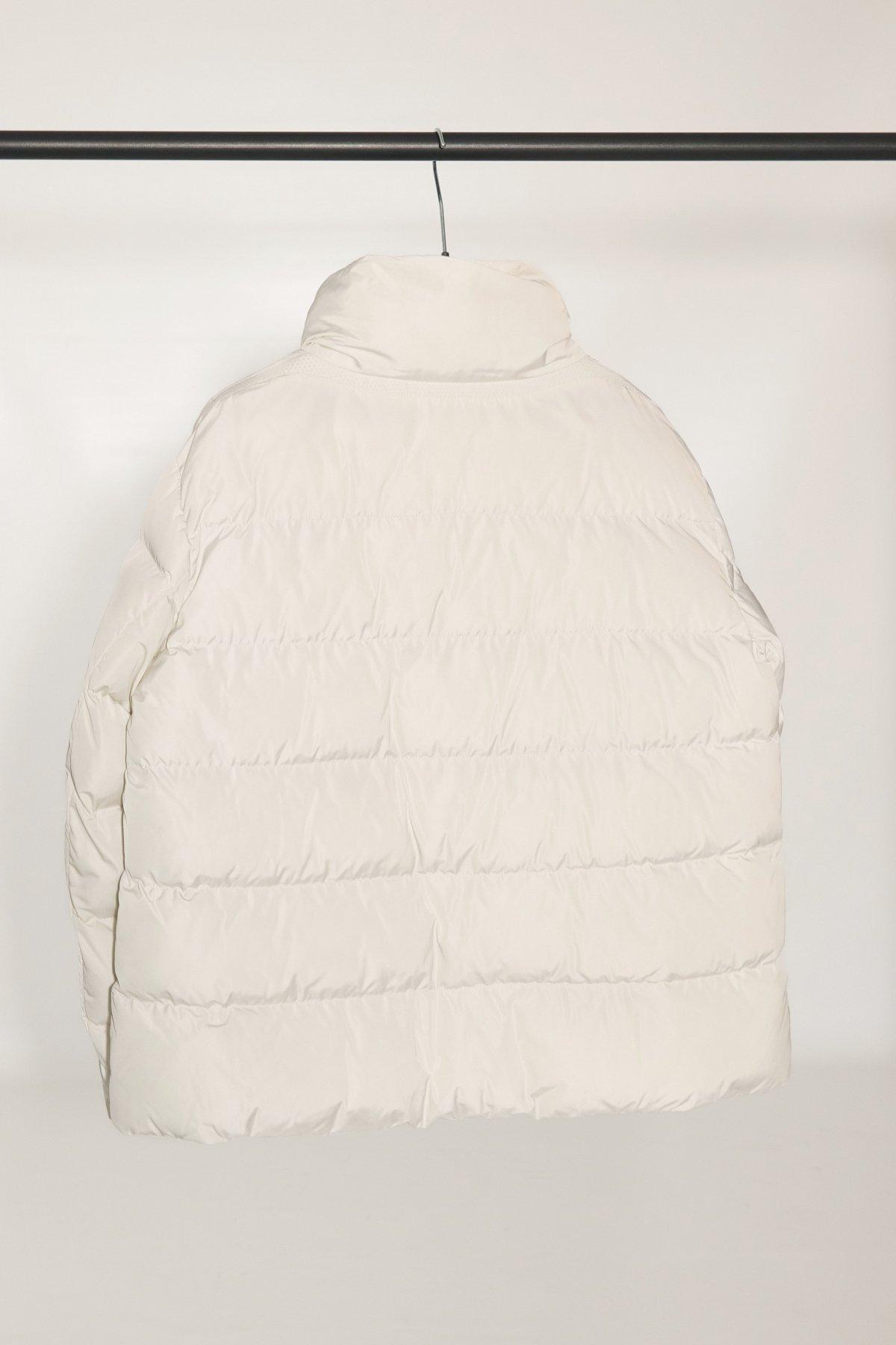 GEOX  W ANYLLA SHORT PARKA en color BLANCO  (3)