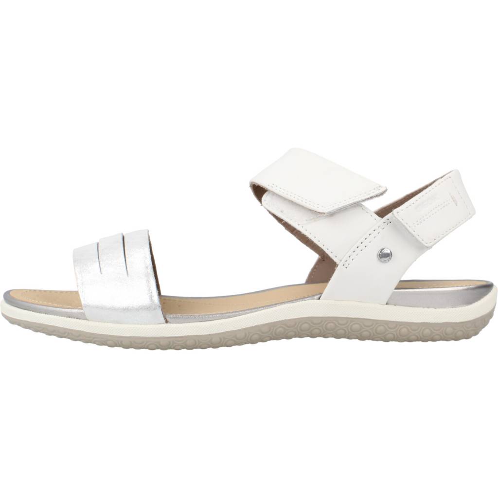 GEOX D SANDAL VEGA en color BLANCO  (2)