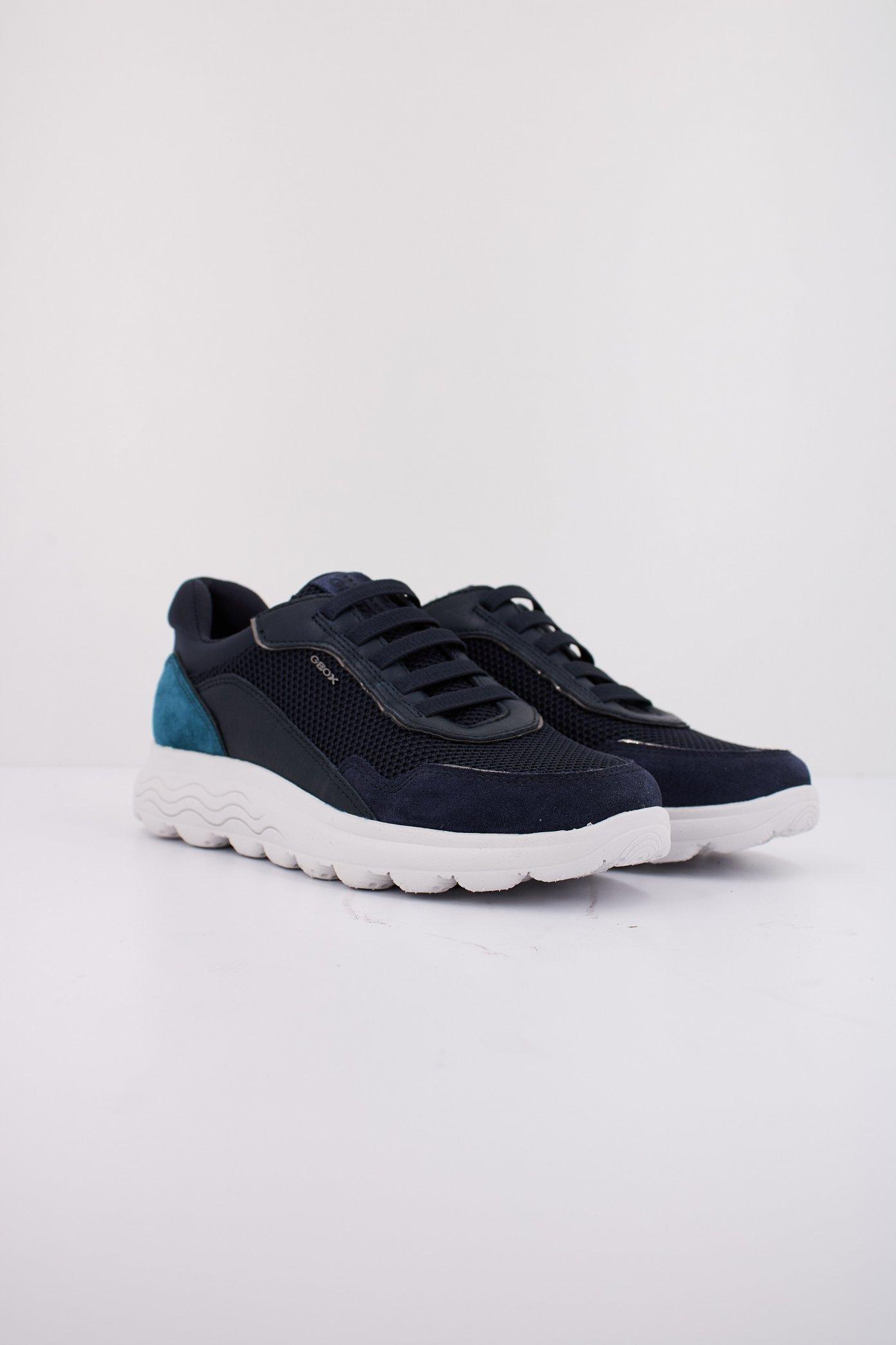 GEOX D SPHERICA en color AZUL  (2)