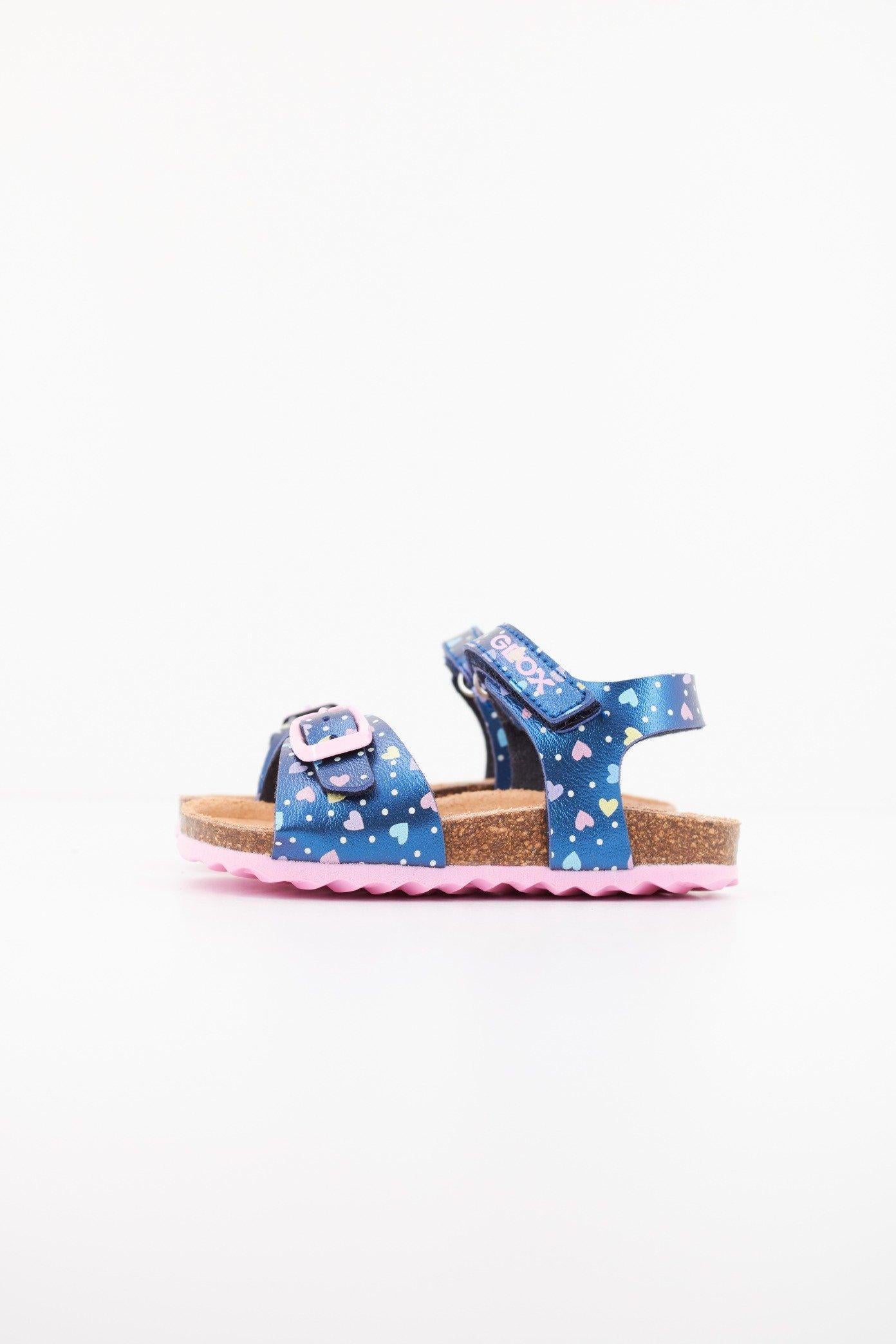 GEOX B SANDAL CHALKI GIRL en color AZUL  (1)