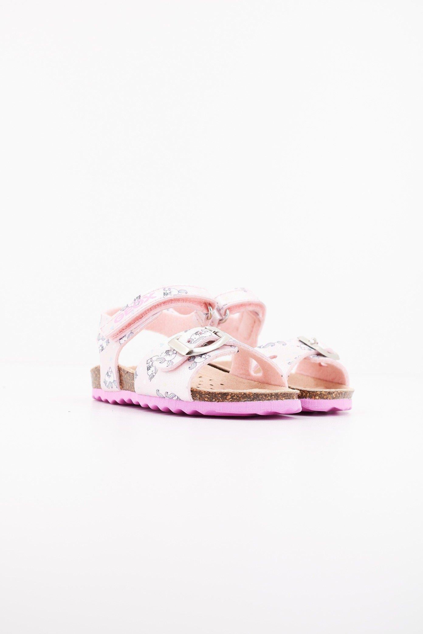 GEOX B SANDAL CHALKI GIRL en color ROSA  (2)