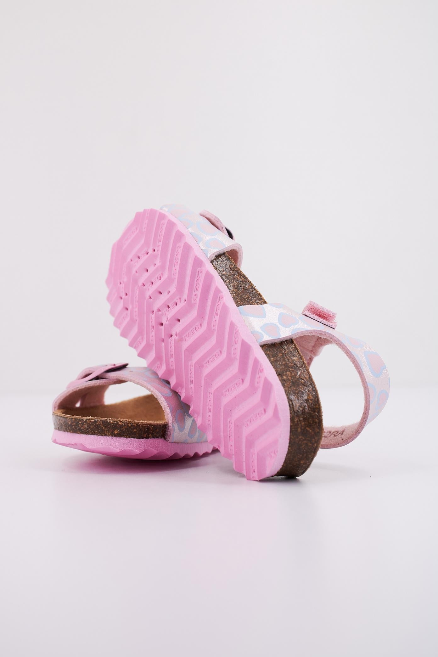 GEOX B SANDAL CHALKI GIRL en color ROSA  (5)