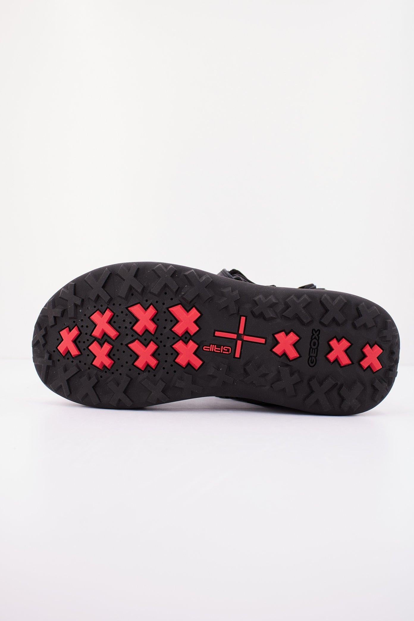GEOX U TERRENO + GRIP A en color AZUL  (4)