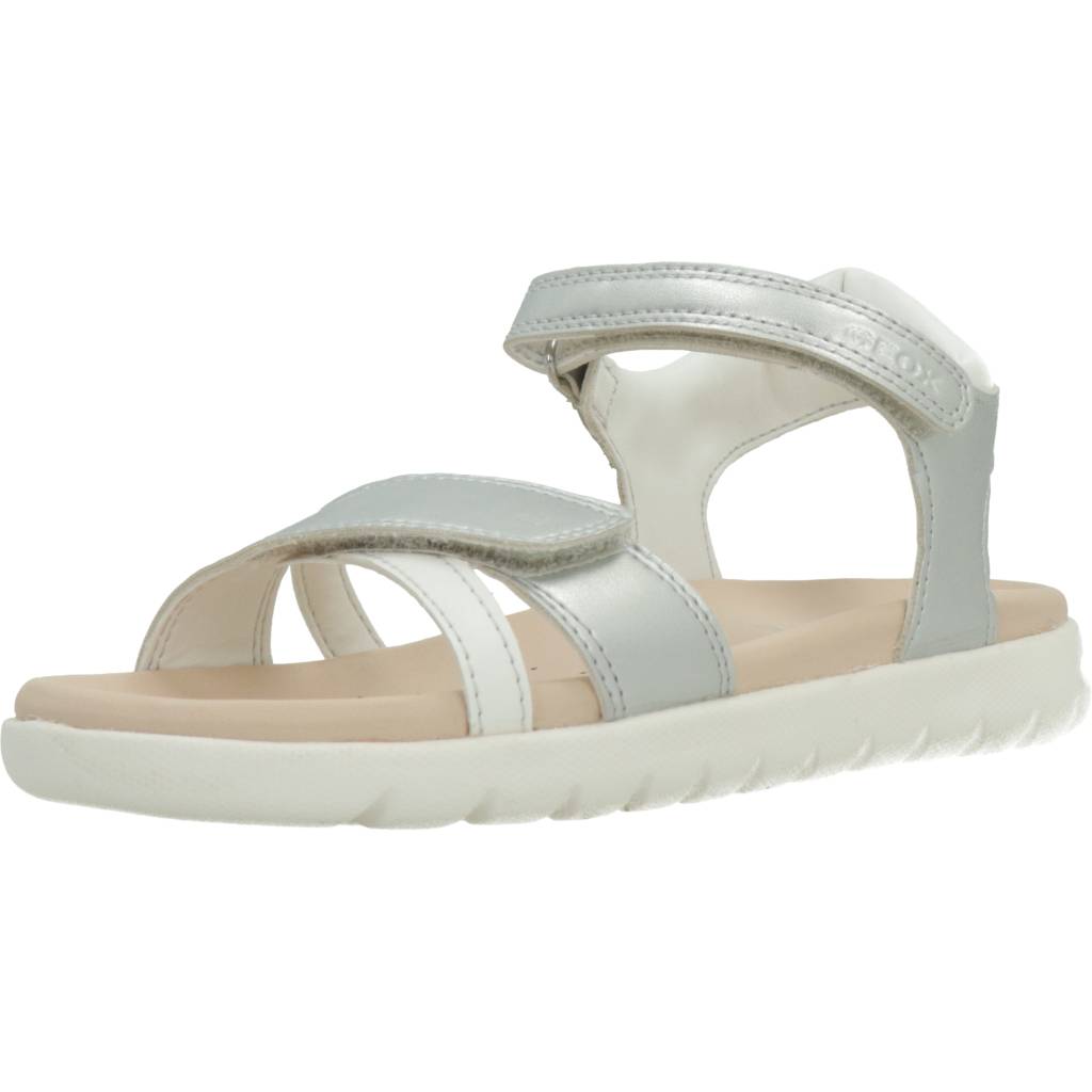 GEOX J SANDAL SOLEIMA GIR en color PLATA  (1)