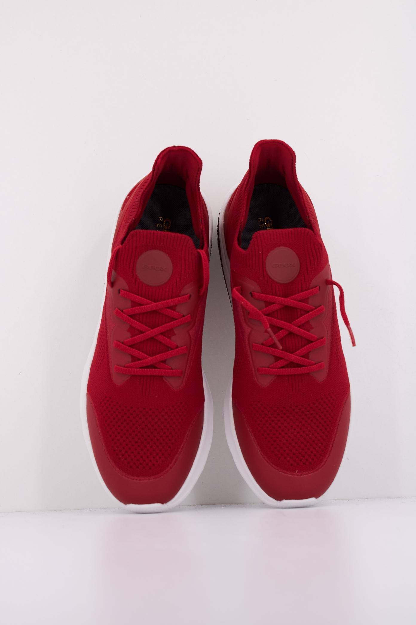 GEOX  U SPHERICA ACTIF en color ROJO  (3)