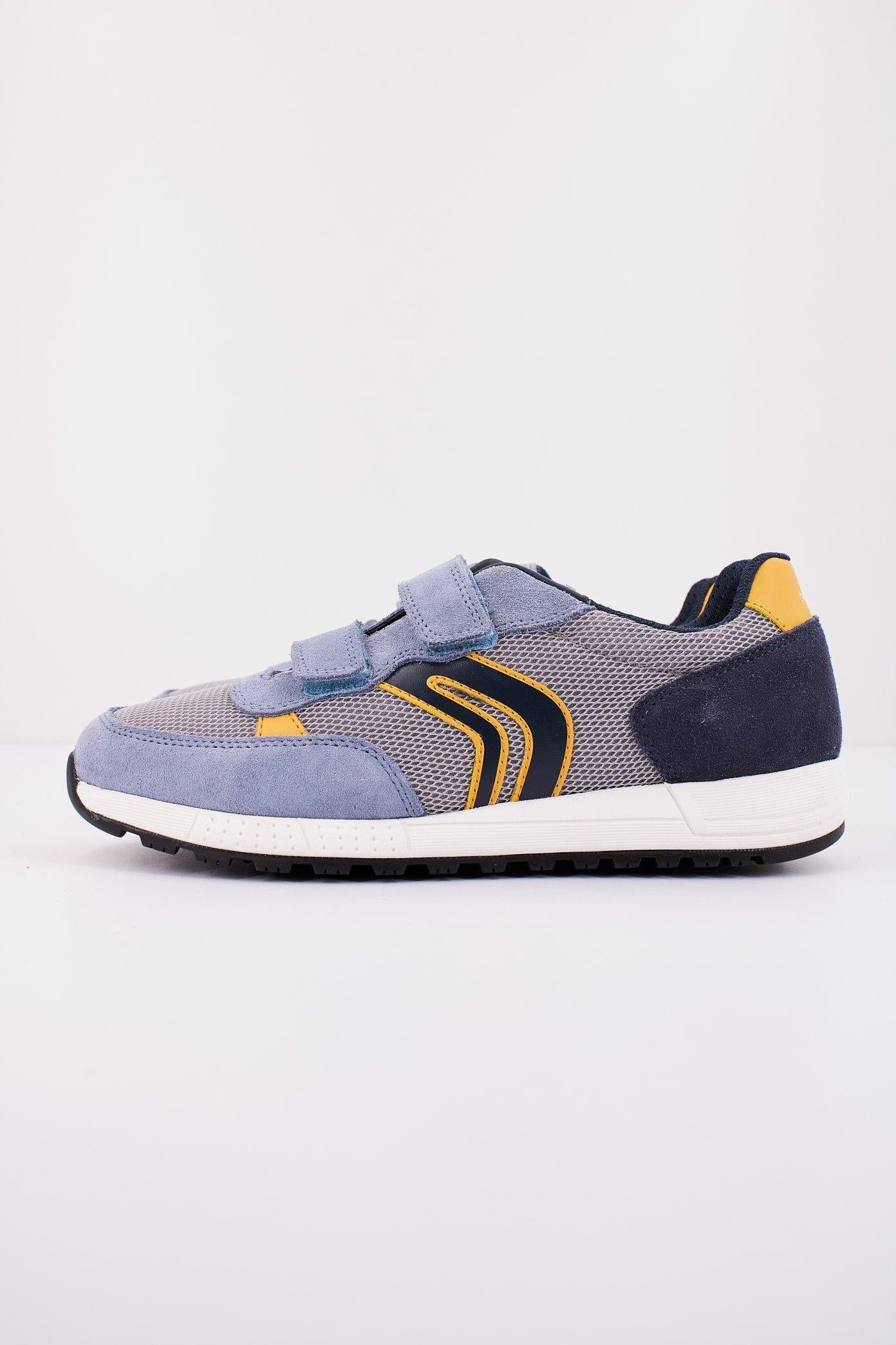 GEOX J ALBEN BOY en color AZUL  (1)