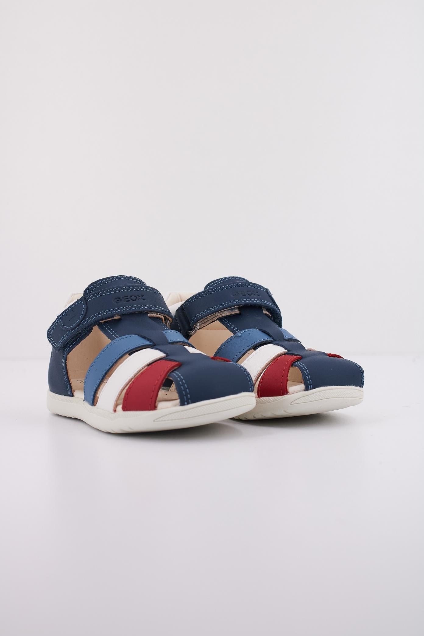 GEOX  B SANDAL MACCHIA BOY en color AZUL  (2)