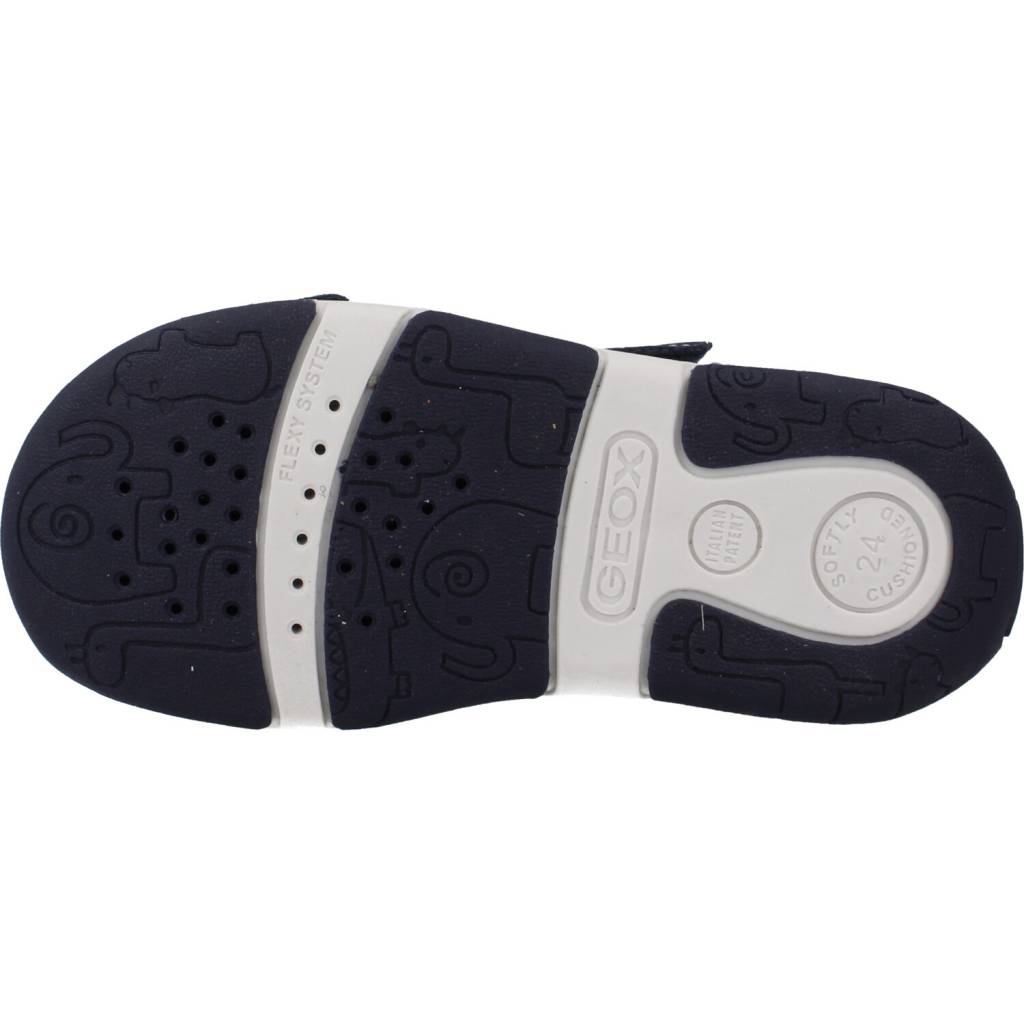 GEOX B SANDAL TAPUZ BOY B en color AZUL  (6)