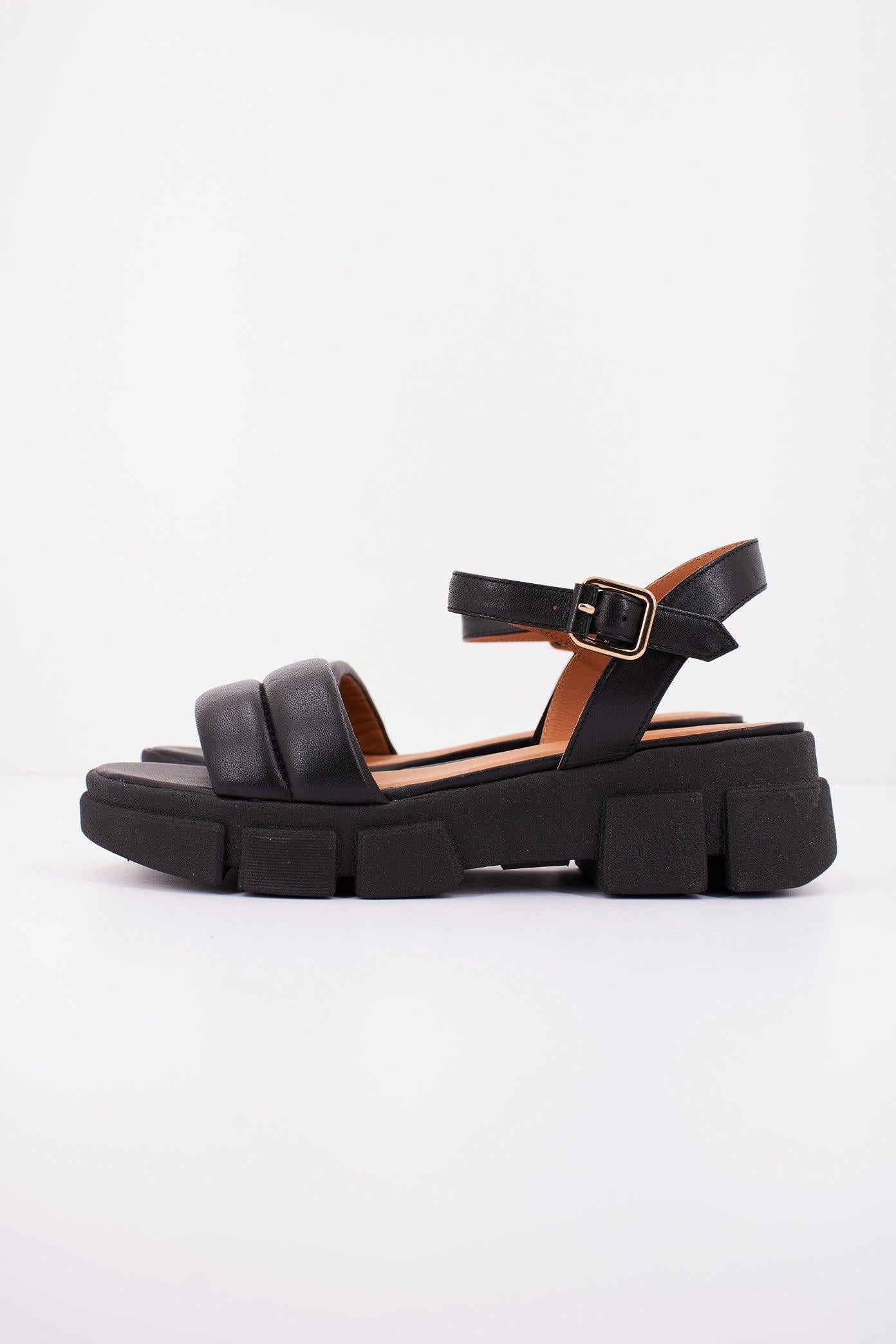 GEOX  D LISBONA en color NEGRO  (1)