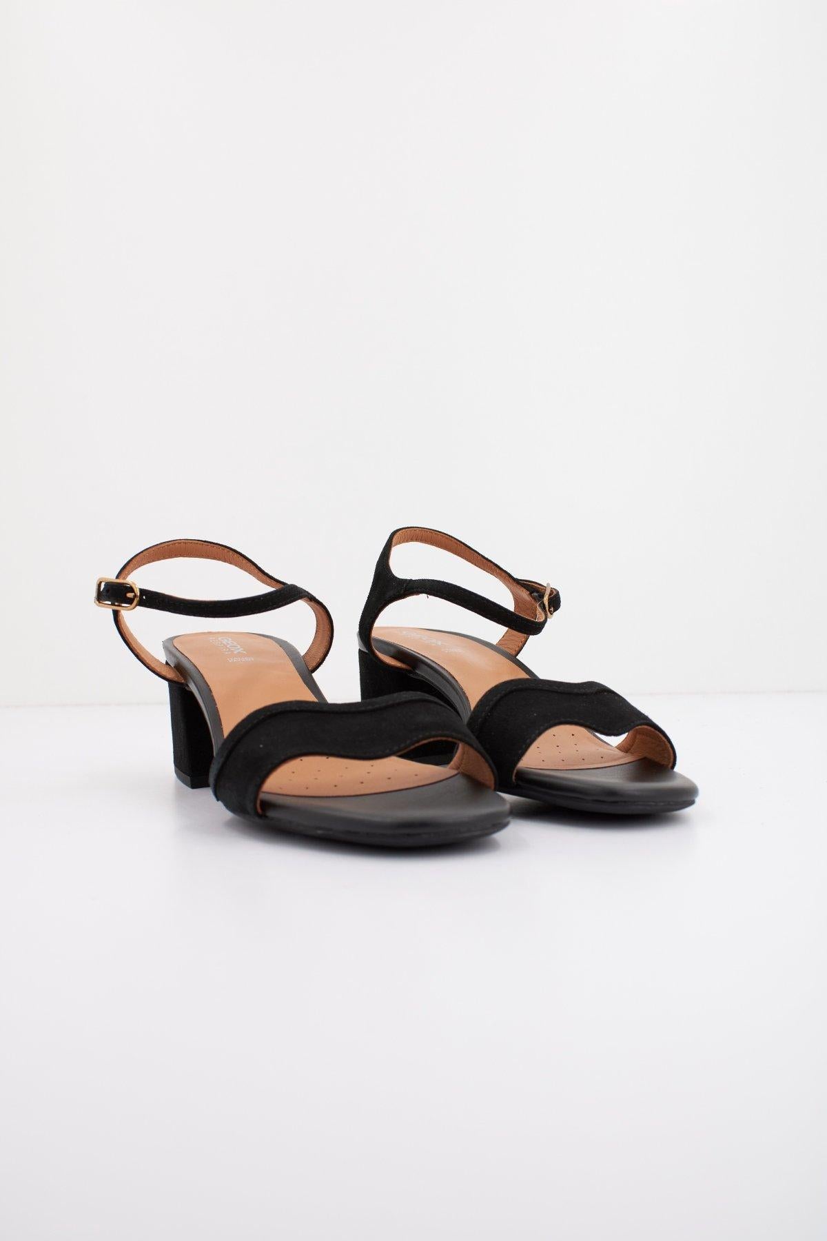 GEOX D NEW ERAKLIA  en color NEGRO  (2)
