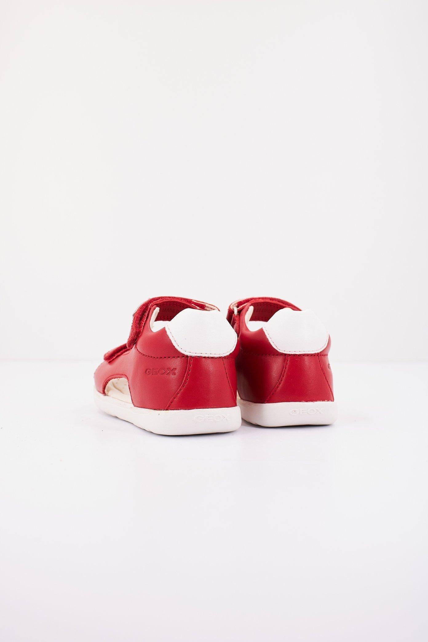 GEOX B SANDAL MACCHIA BOY en color ROJO  (3)