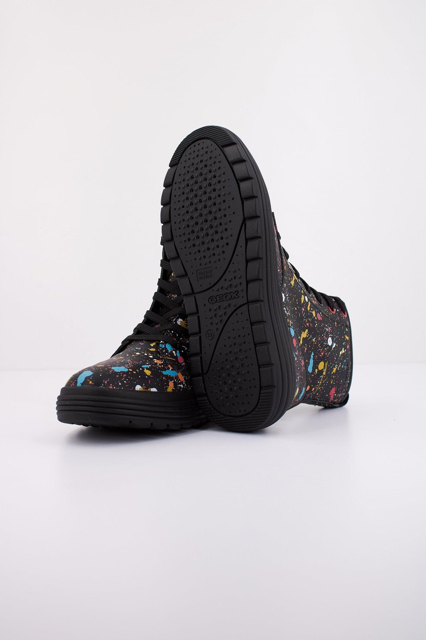 GEOX J PHAOLAE GIRL en color NEGRO  (5)