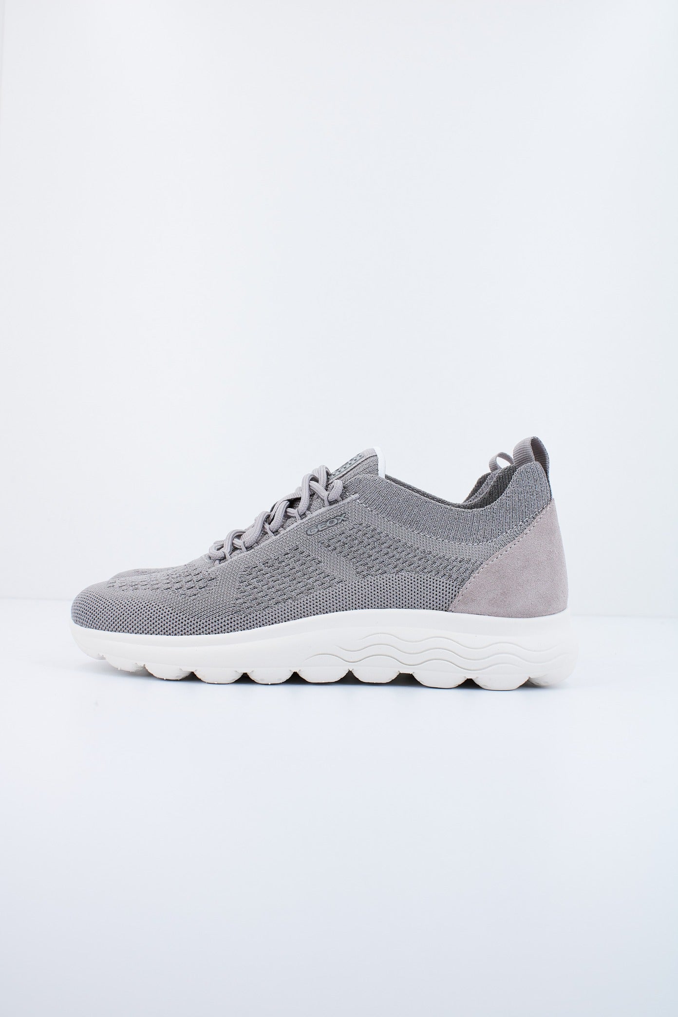GEOX D SPHERICA en color GRIS  (1)