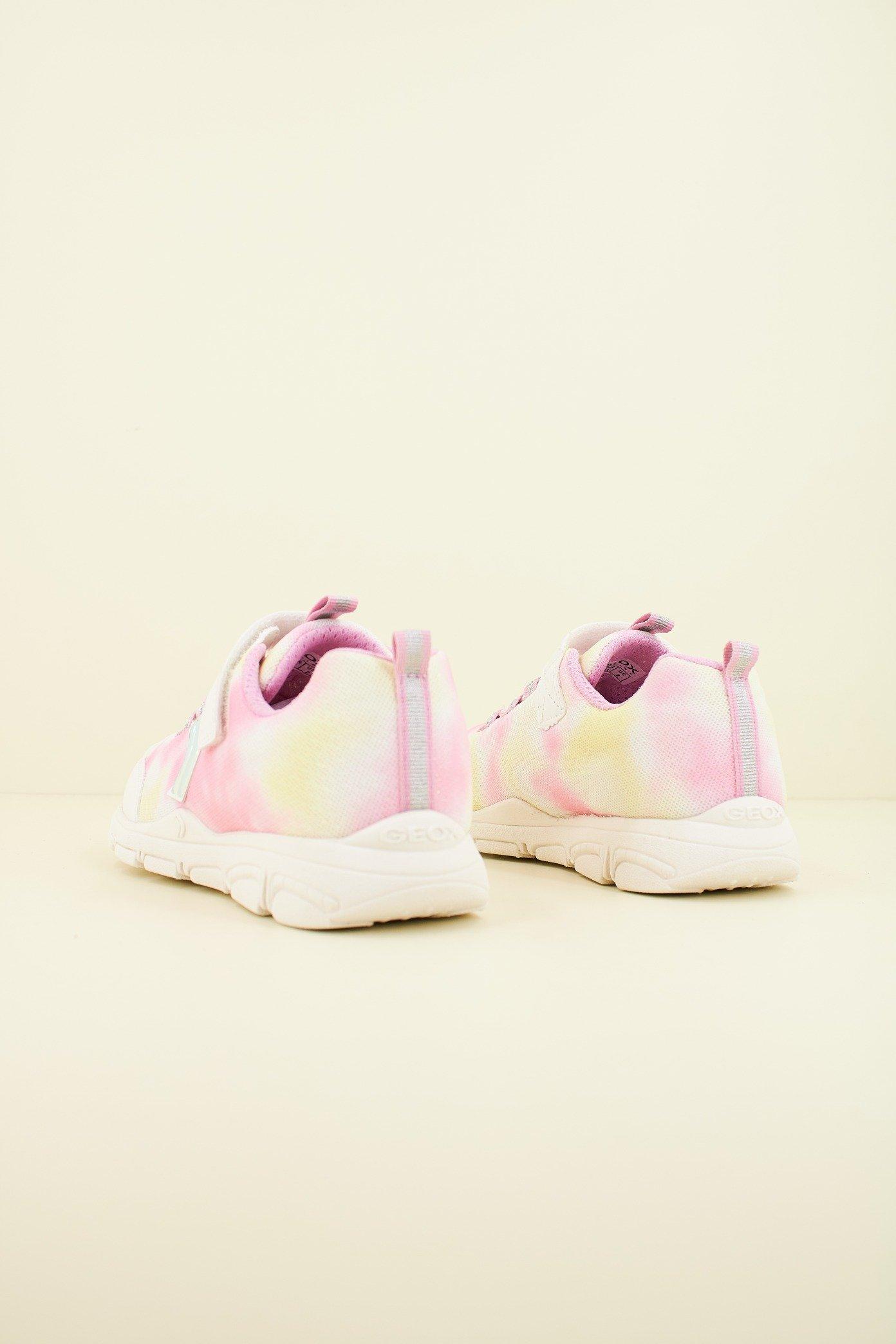 GEOX J NEW TORQUE GIRL en color BLANCO  (3)