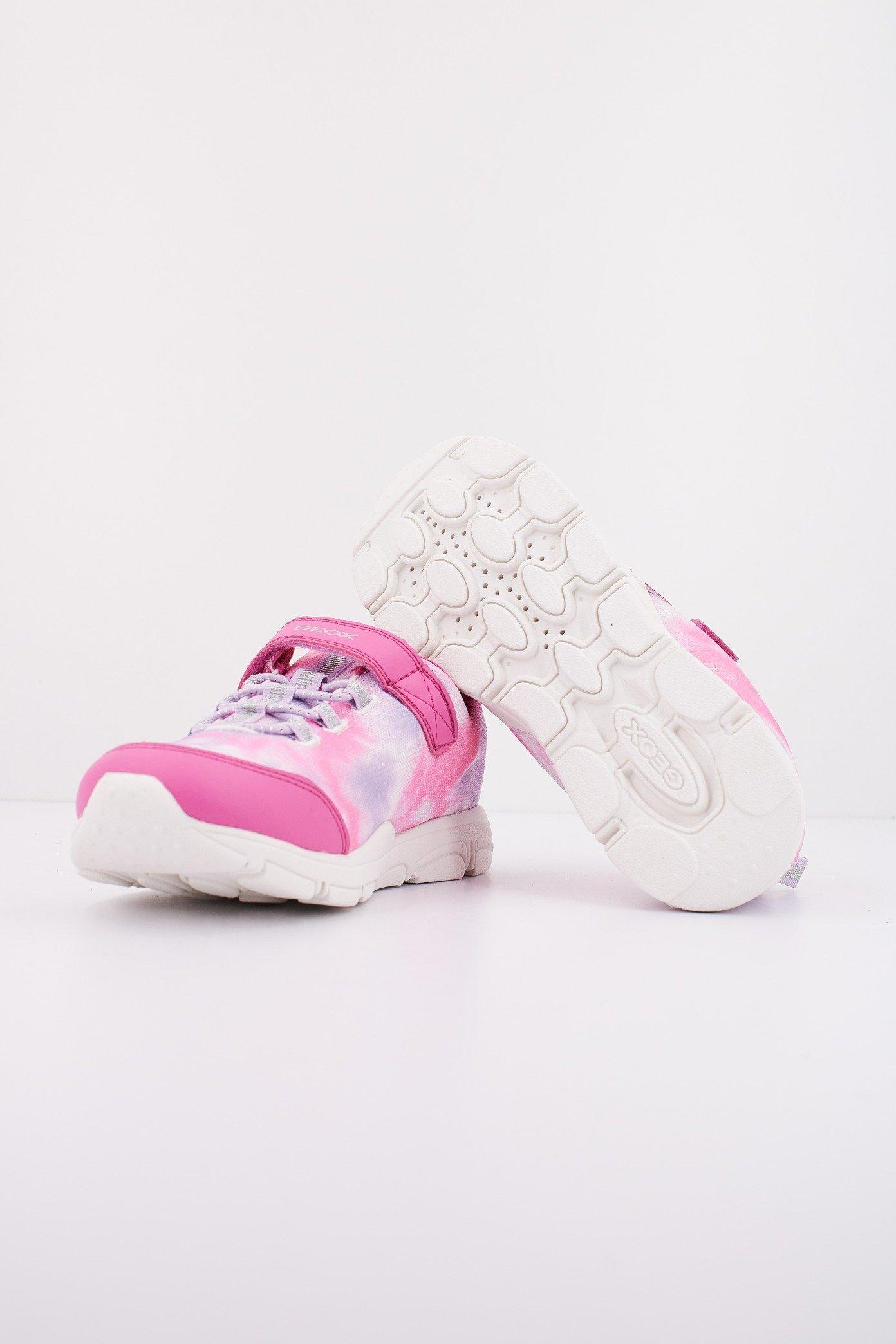 GEOX J NEW TORQUE GIRL en color ROSA  (4)