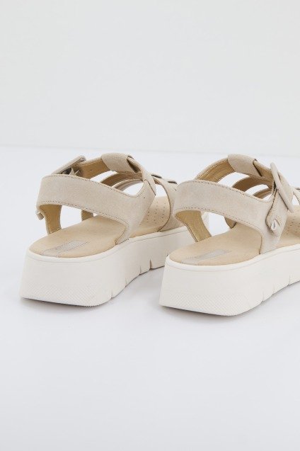 GEOX D DANDRA  en color BEIS  (3)