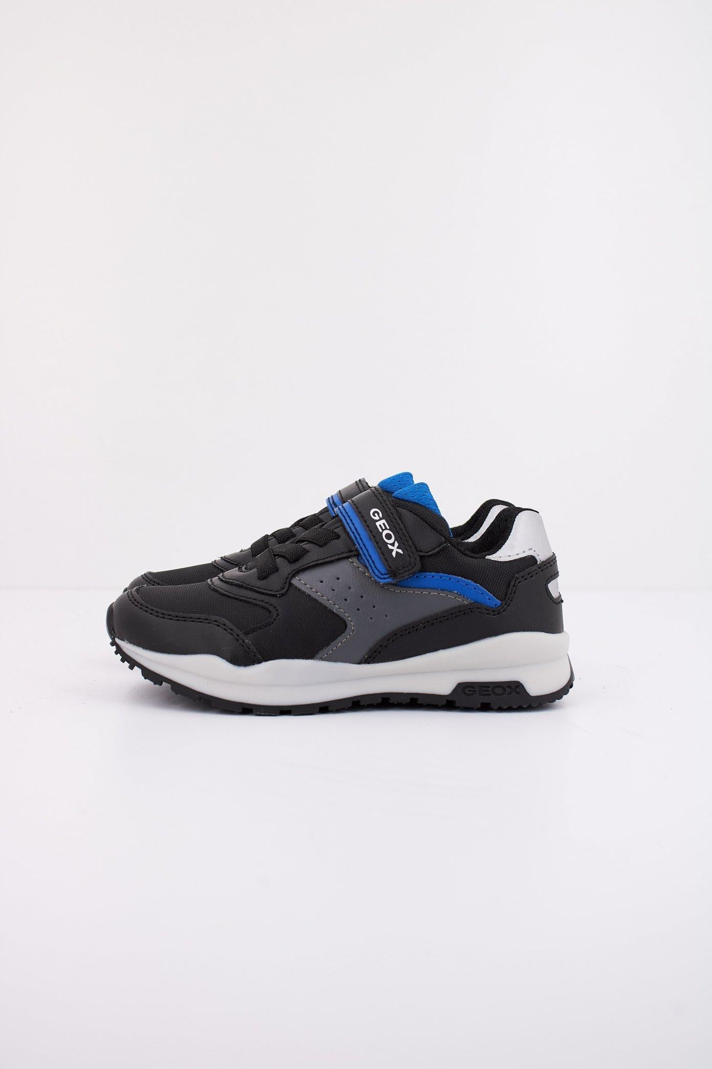 GEOX J PAVEL B. en color AZUL  (1)