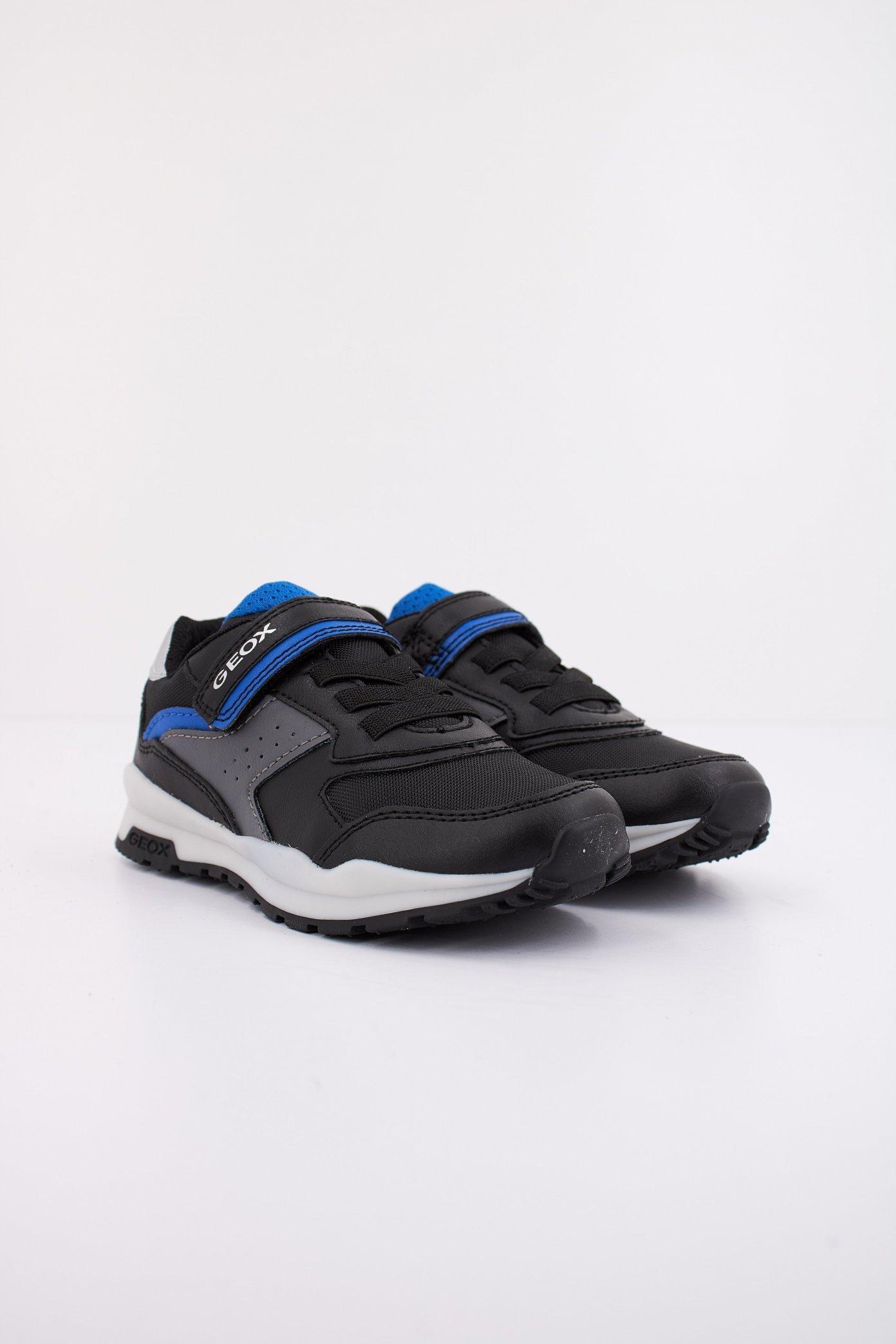 GEOX J PAVEL B. en color AZUL  (2)
