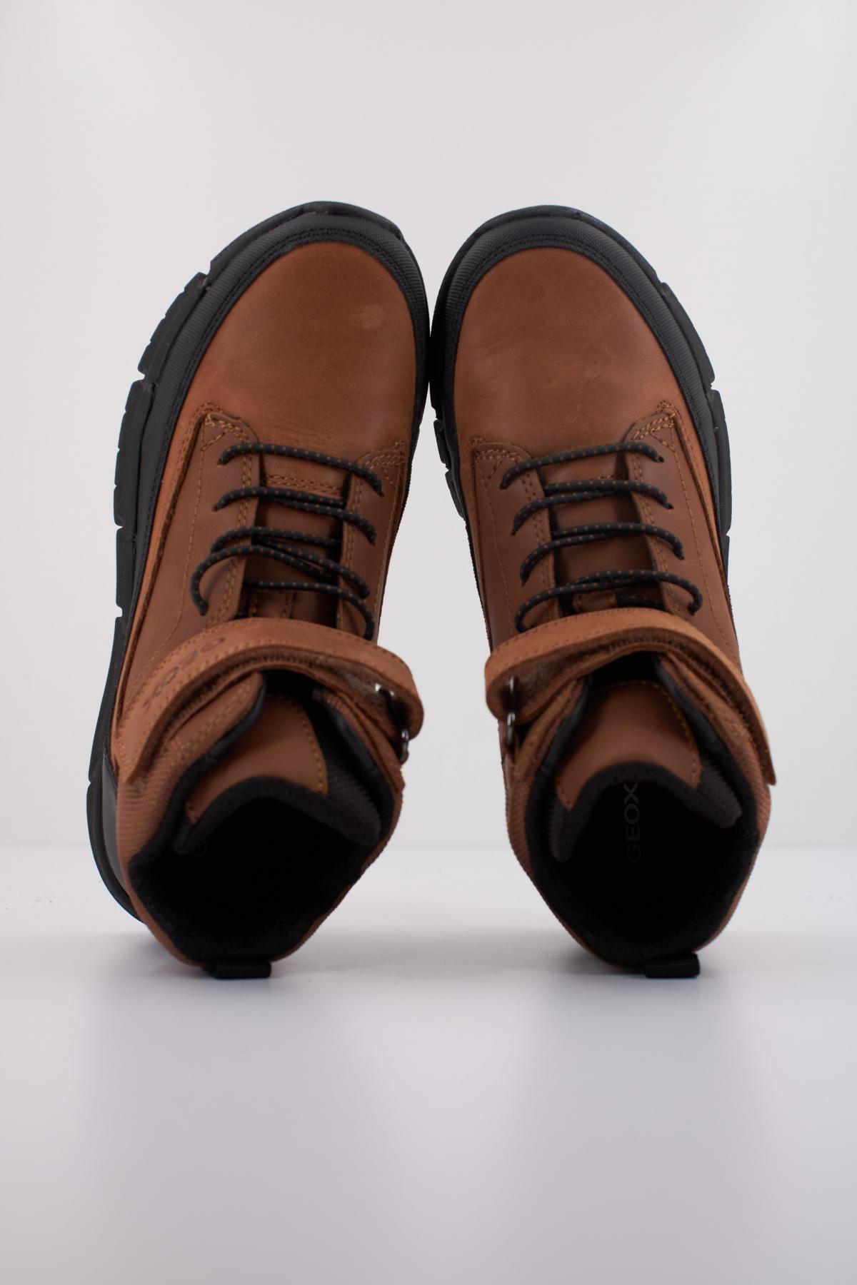GEOX J FLEXYPER B. en color MARRON  (3)