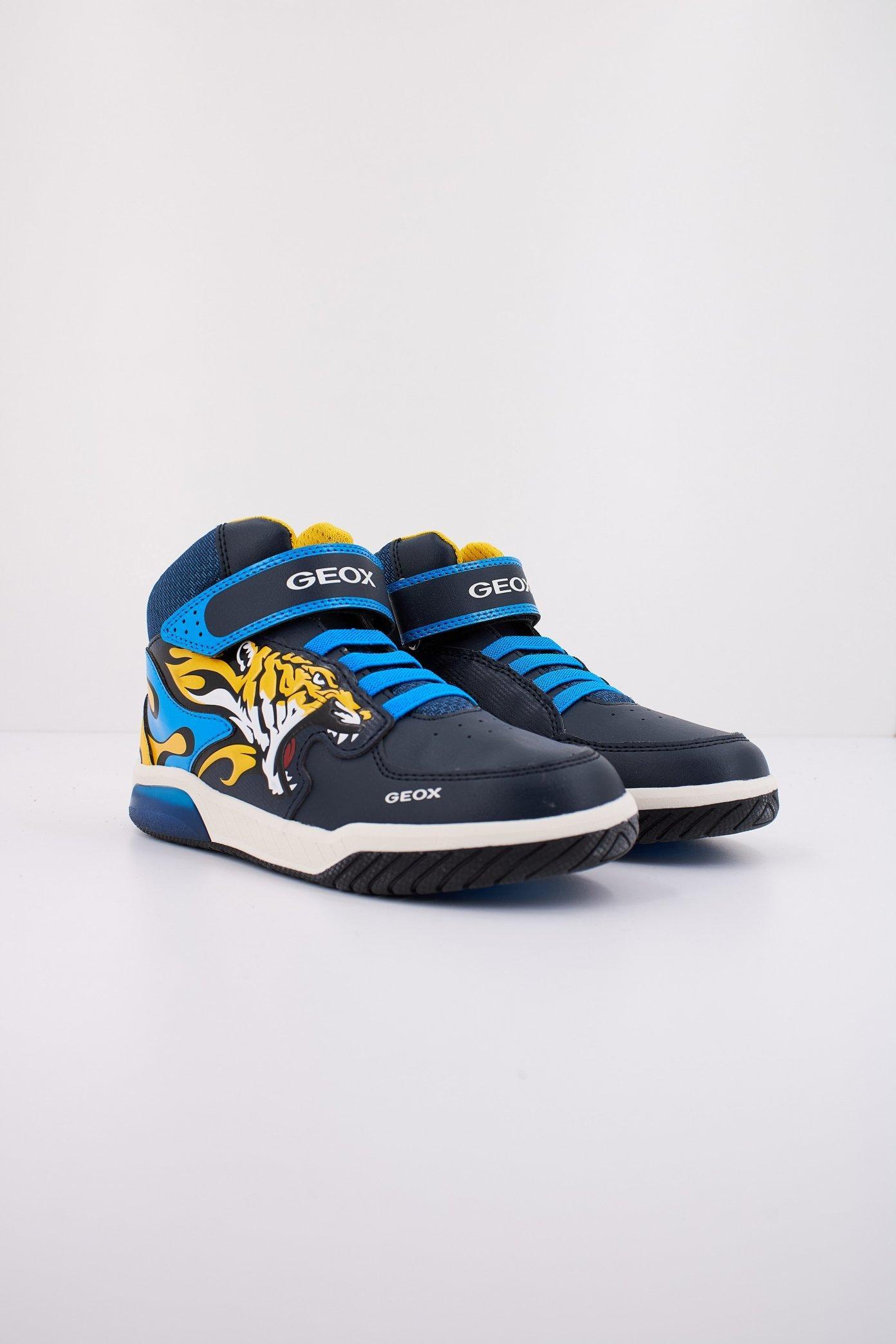 GEOX  J INEK BOY en color AZUL  (2)