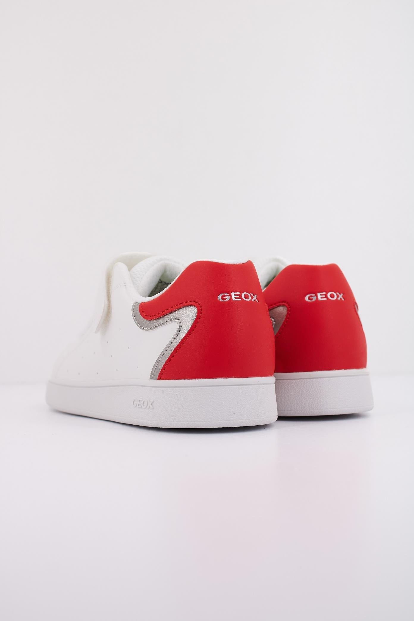 GEOX J ECLYPER BOY en color BLANCO  (4)