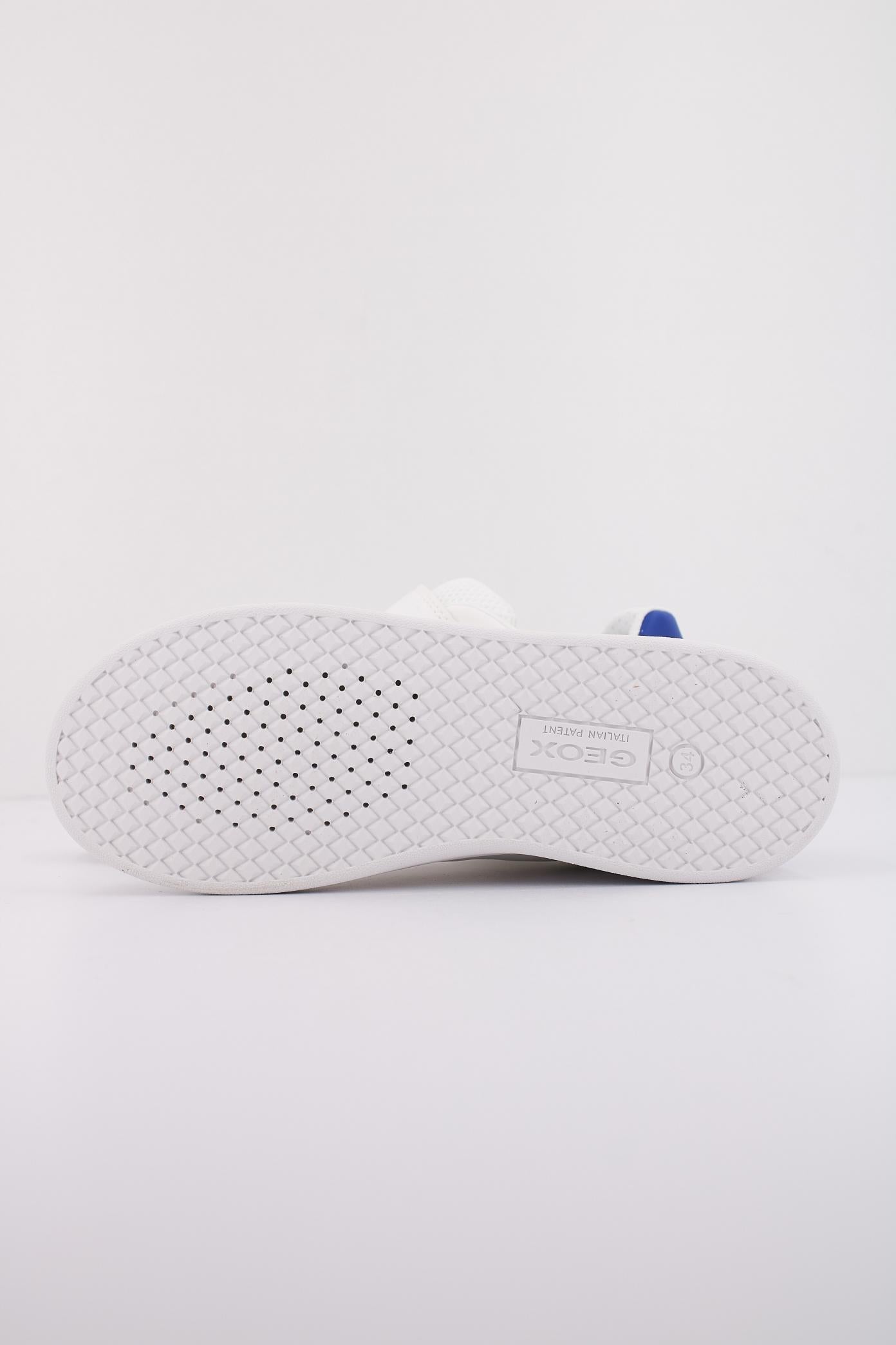GEOX J ECLYPER BOY en color BLANCO  (5)