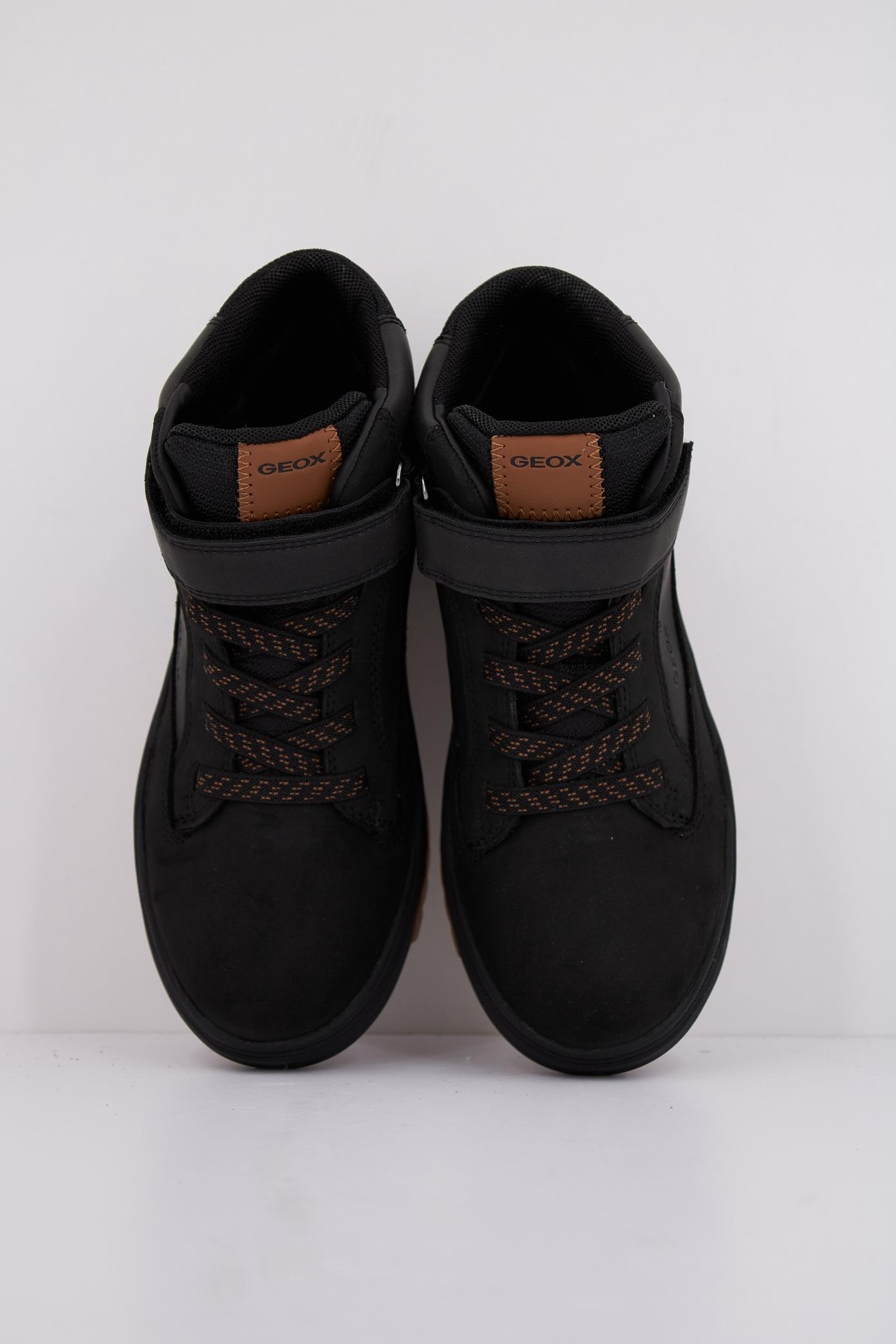 GEOX J BUNSHEE en color NEGRO  (3)