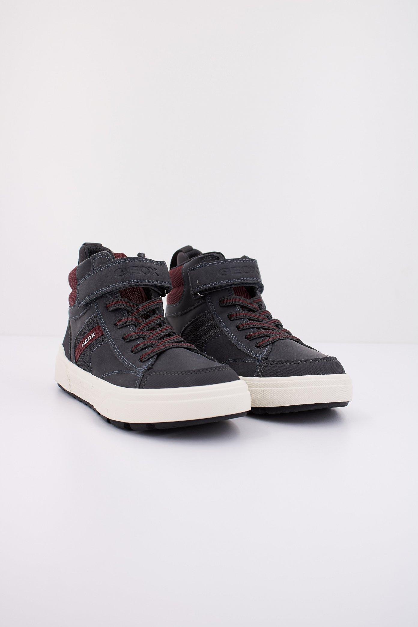 GEOX J WEEMBLE B. A en color GRIS  (2)