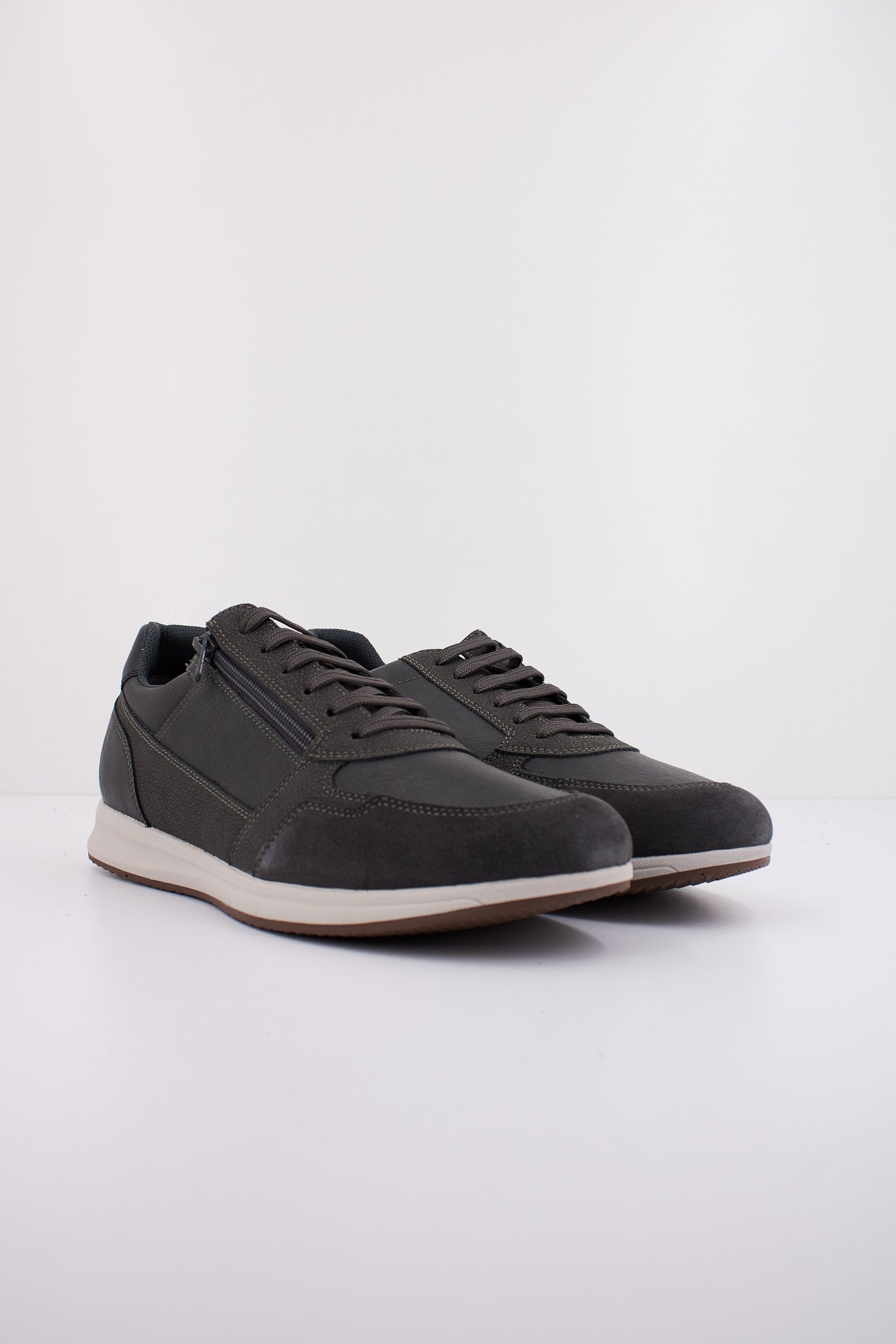 GEOX U AVERY en color GRIS  (2)