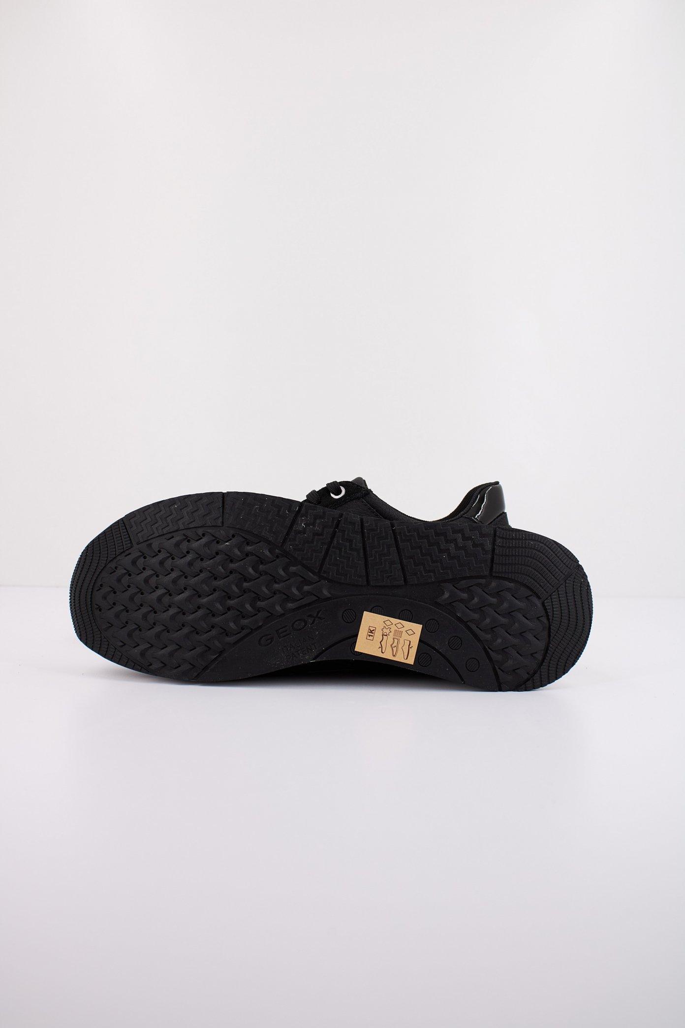 GEOX D BULMYA en color NEGRO  (5)